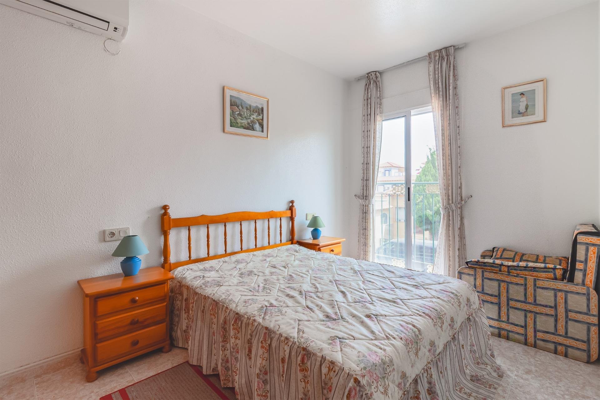 Segunda mano - Town House -
Torrevieja - Torretas