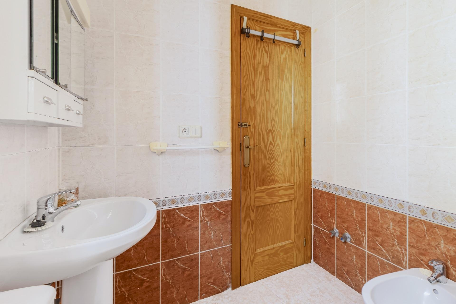 Segunda mano - Town House -
Torrevieja - Torretas
