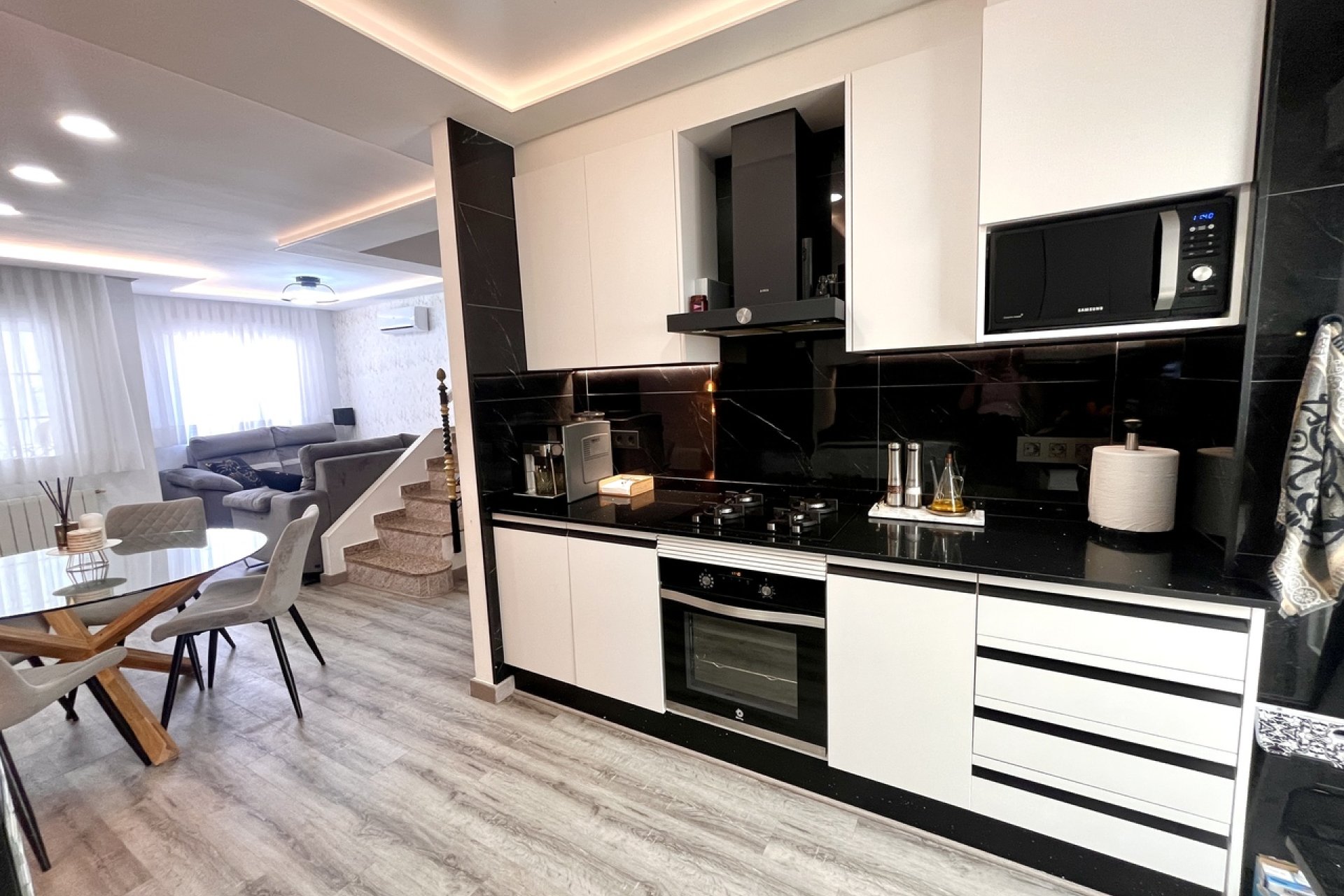 Segunda mano - Town House -
Villamartin - Costa Blanca
