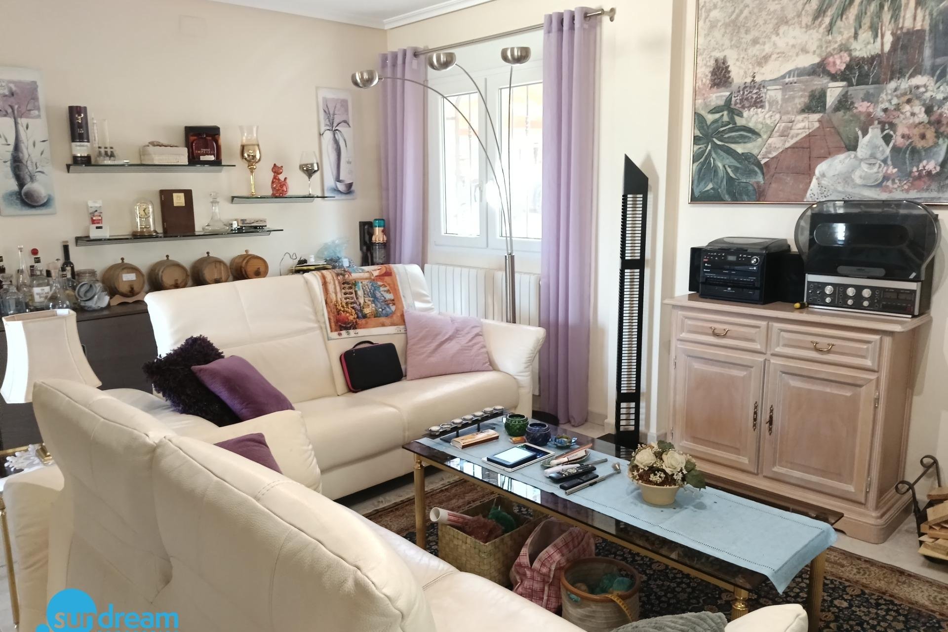 Segunda mano - Villa -
Abanilla