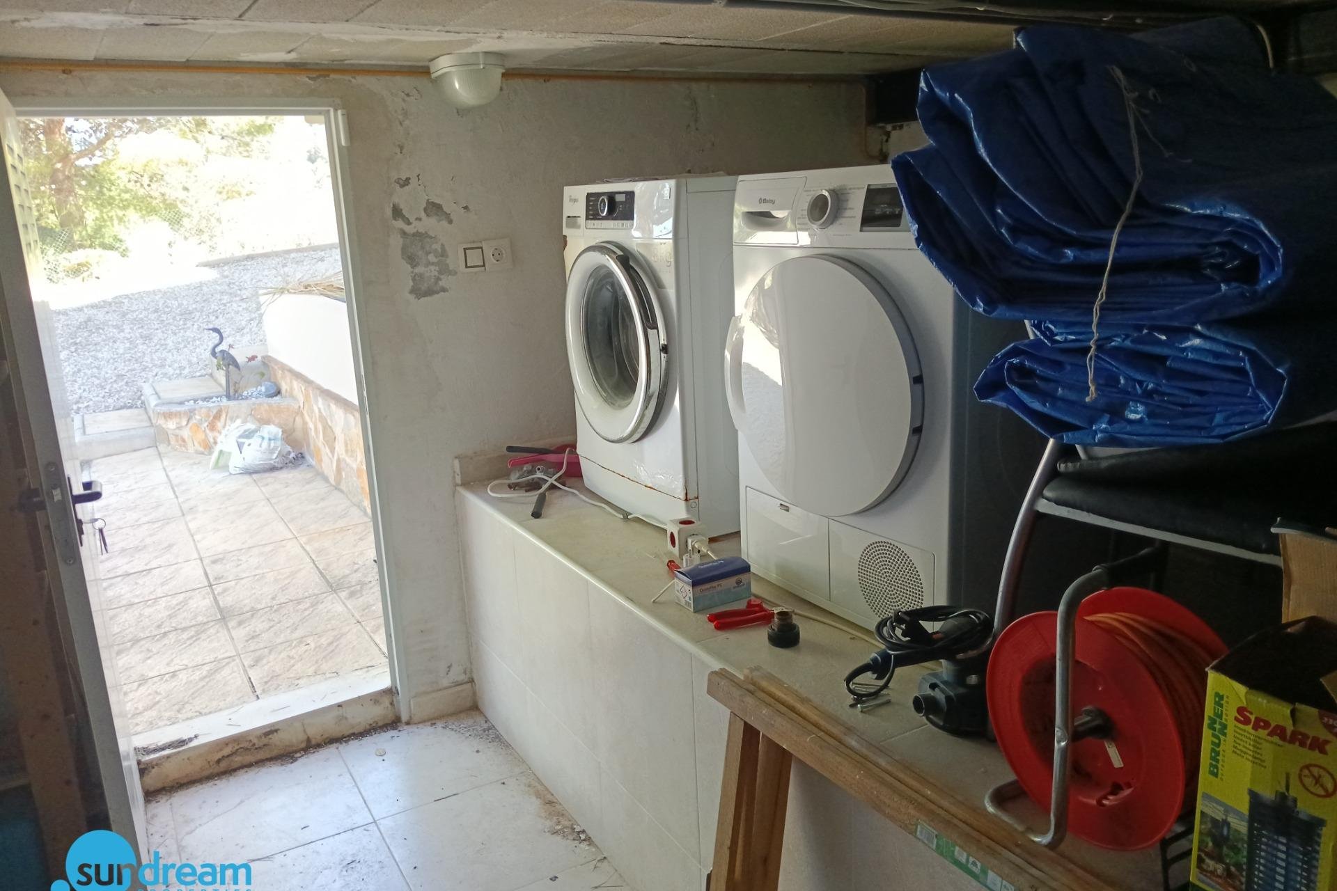 Segunda mano - Villa -
Abanilla