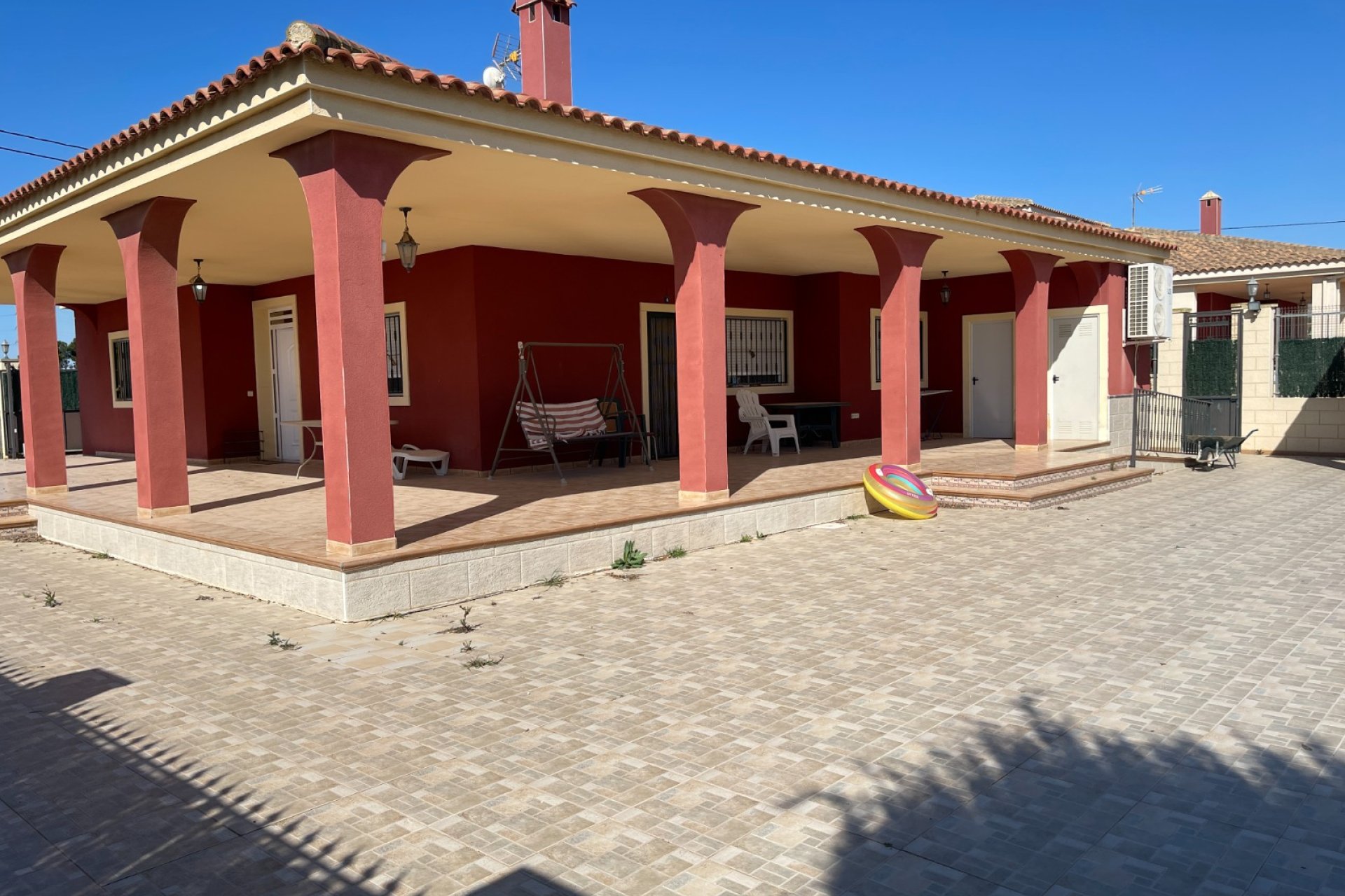 Segunda mano - Villa -
Albatera - Inland