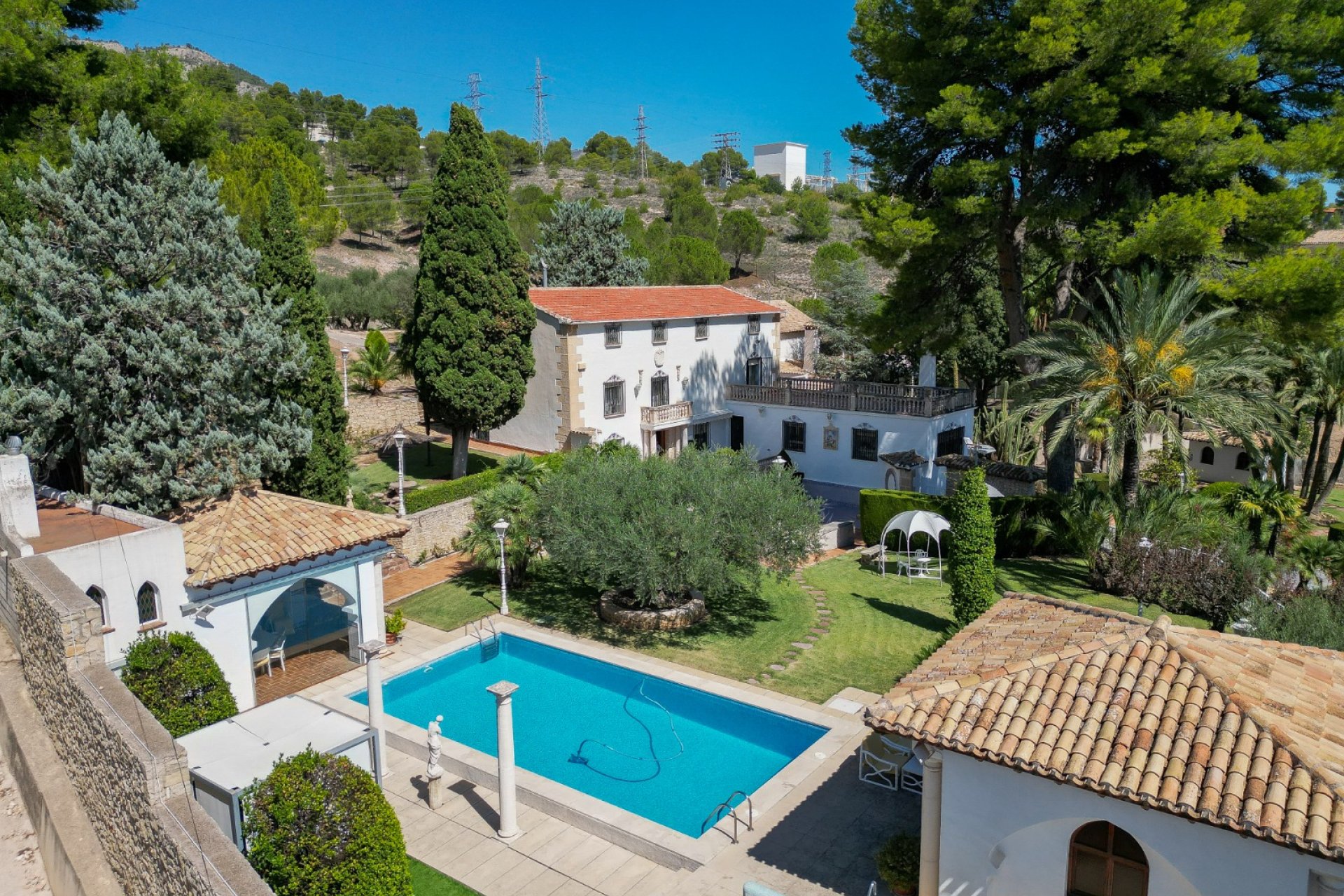 Segunda mano - Villa -
Alcoy - Inland