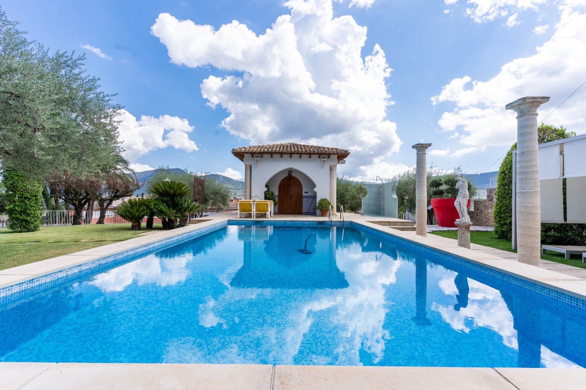Segunda mano - Villa -
Alcoy - Inland