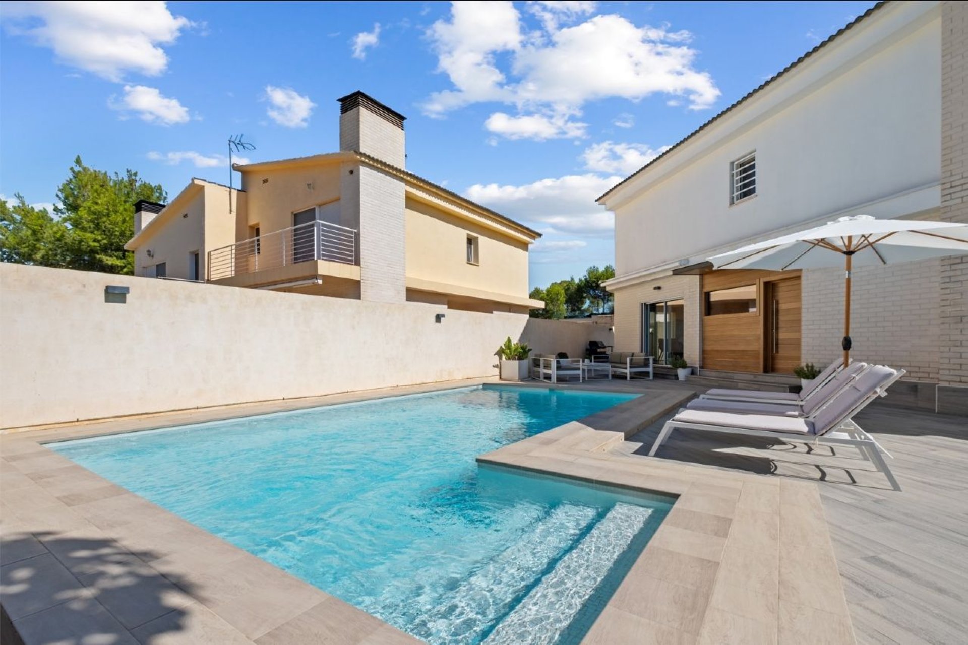 Segunda mano - Villa -
Alfas del Pí - Costa Blanca