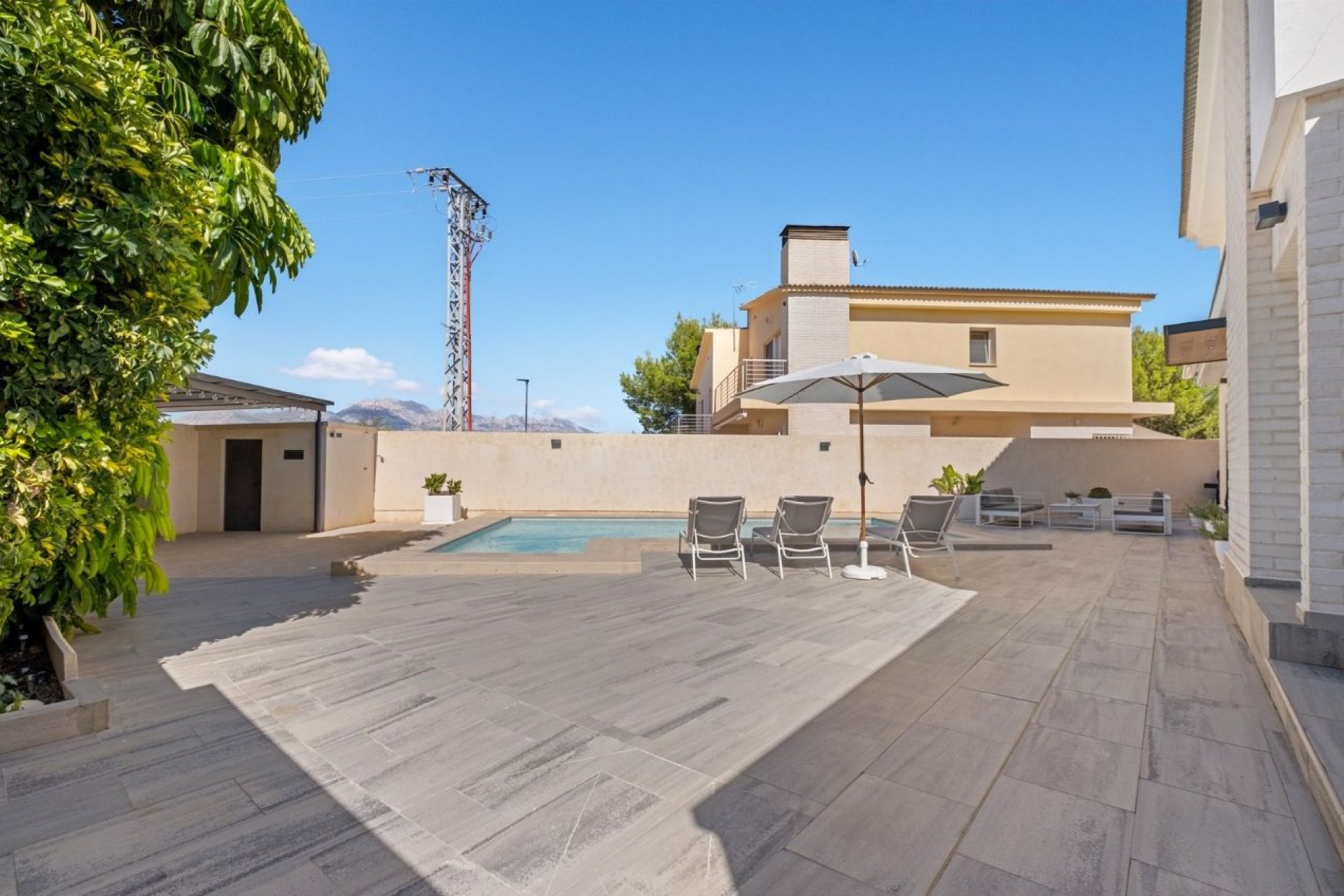 Segunda mano - Villa -
Alfas del Pí - Costa Blanca