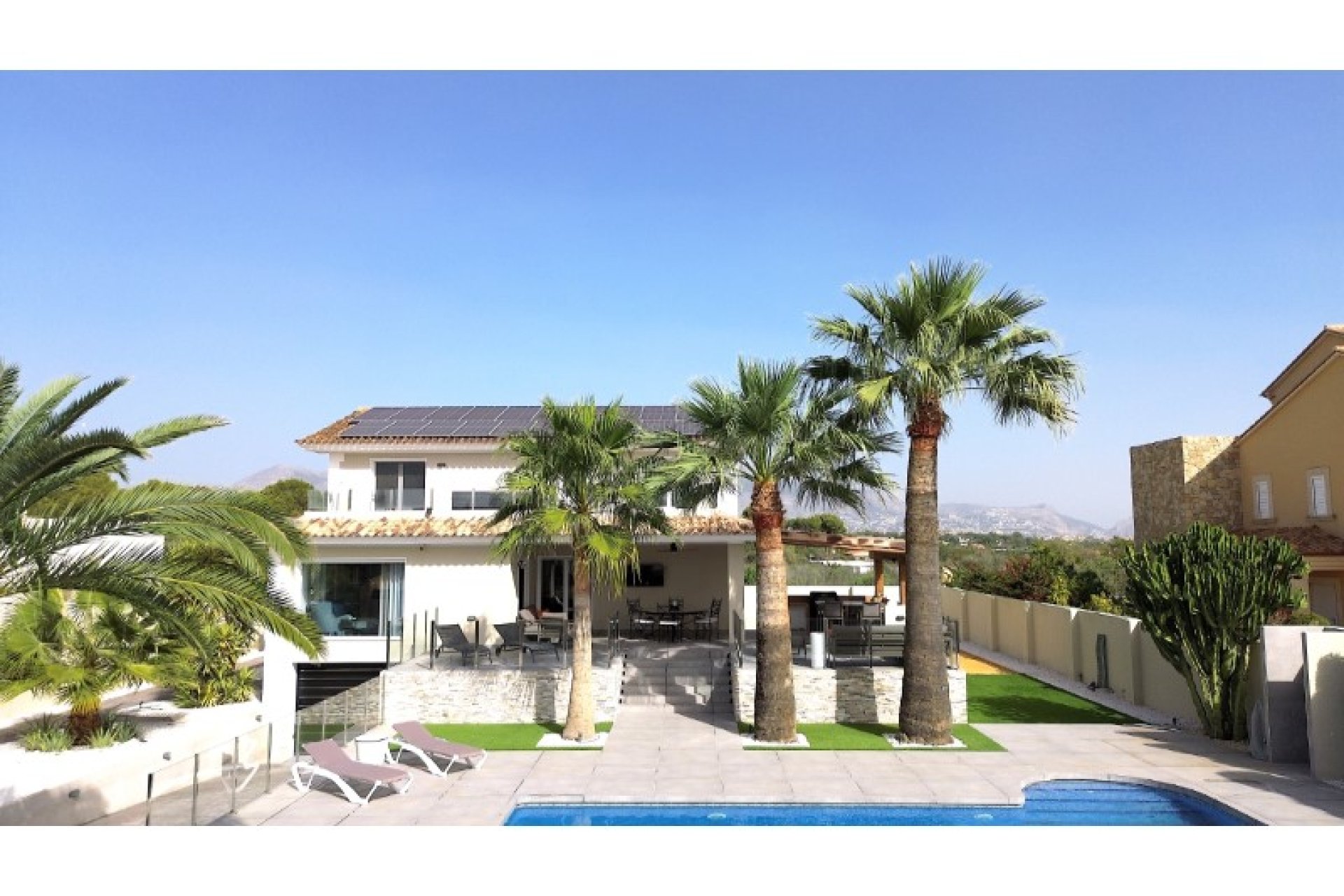 Segunda mano - Villa -
Alfas del Pí - Costa Blanca