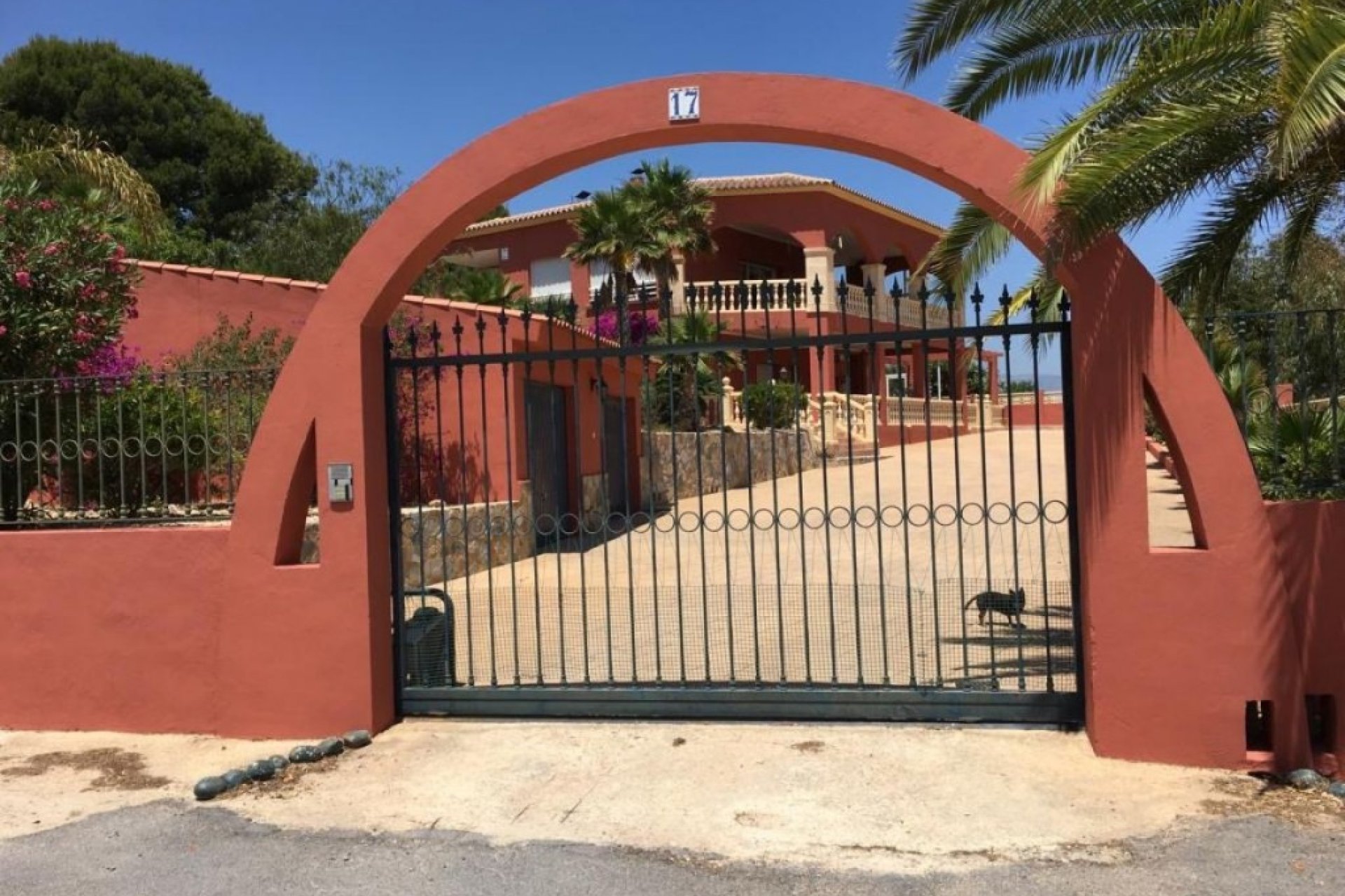 Segunda mano - Villa -
Alfas del Pí - Costa Blanca