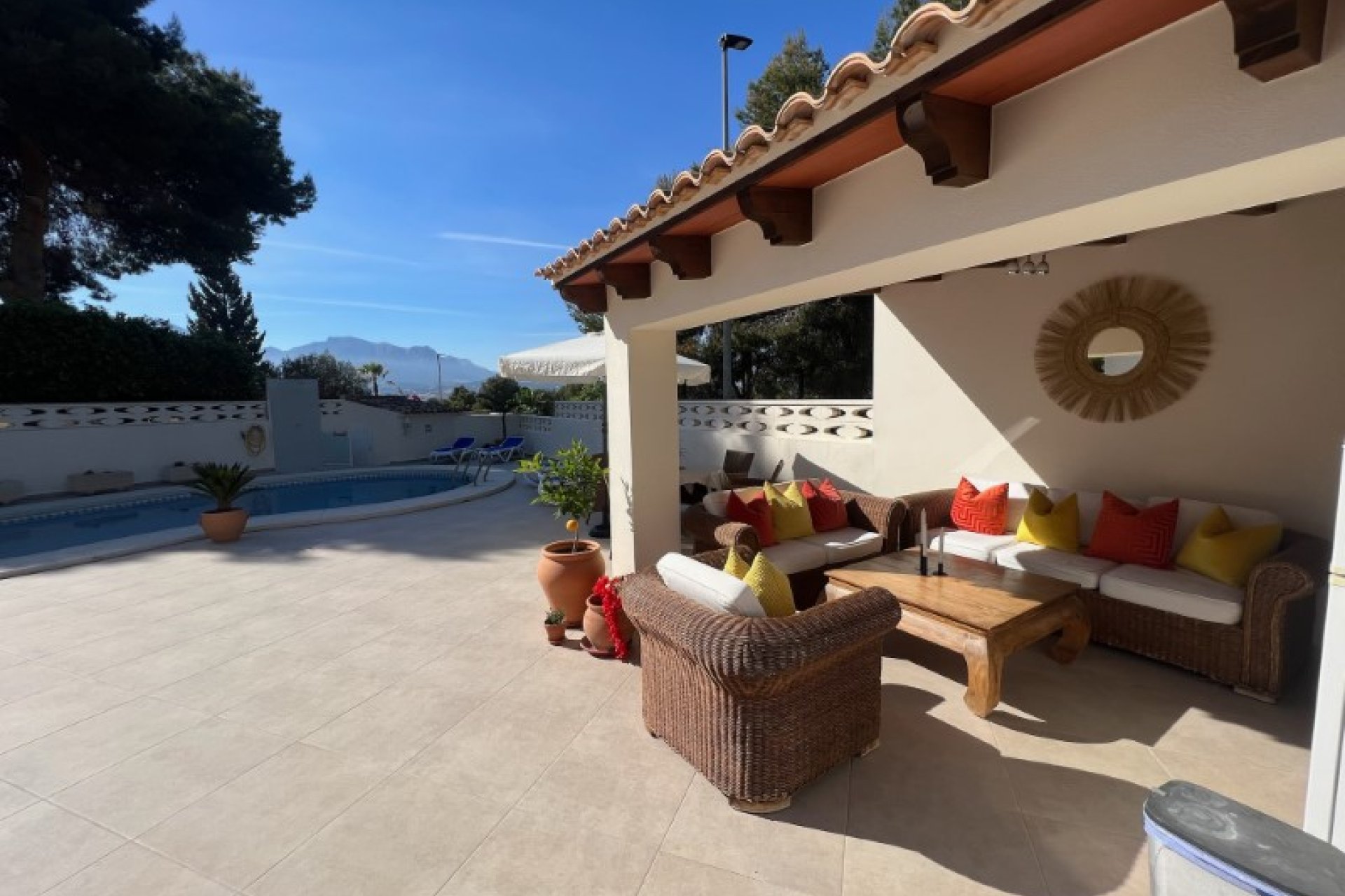 Segunda mano - Villa -
Alfas del Pí - Costa Blanca