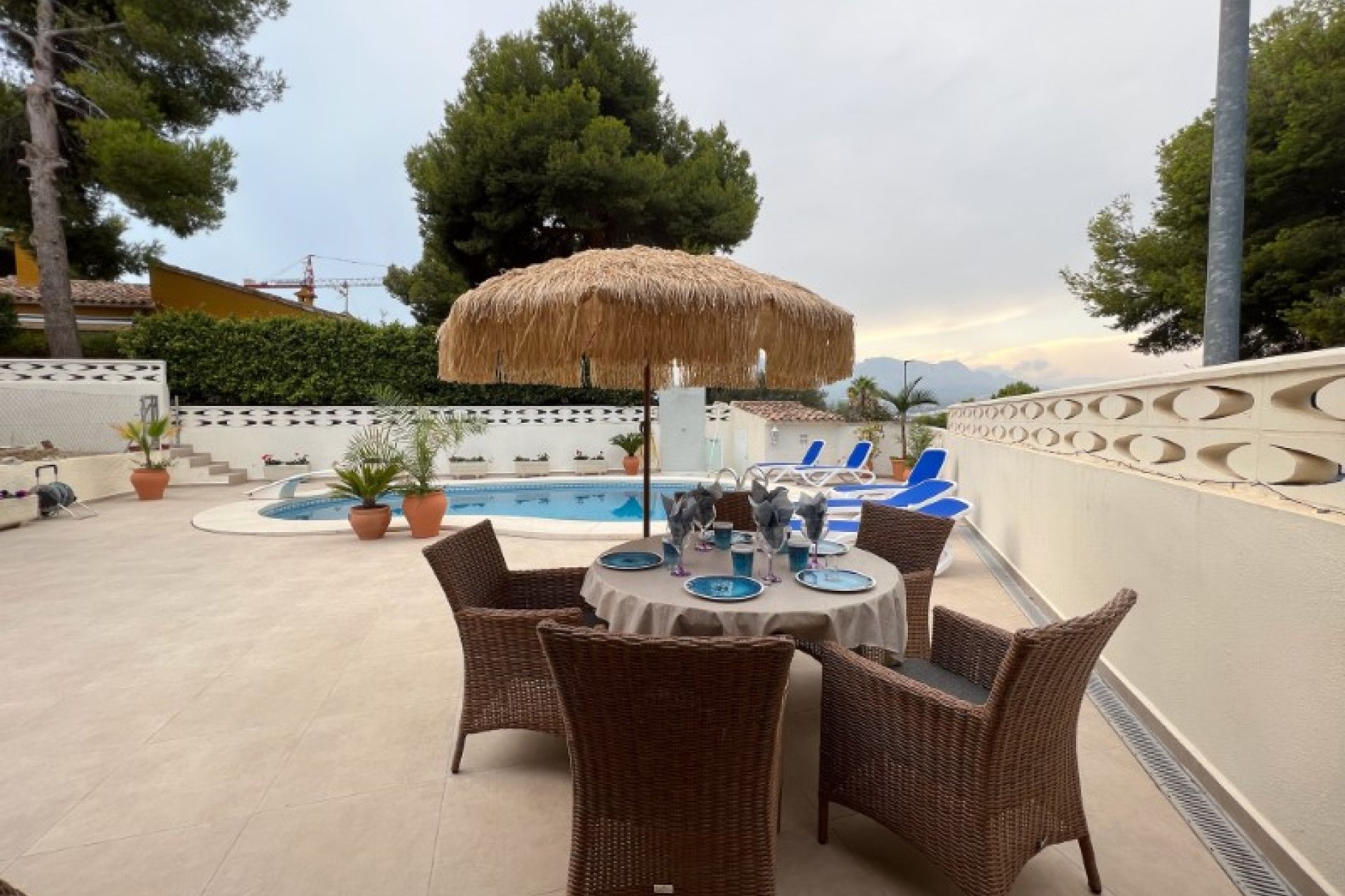 Segunda mano - Villa -
Alfas del Pí - Costa Blanca