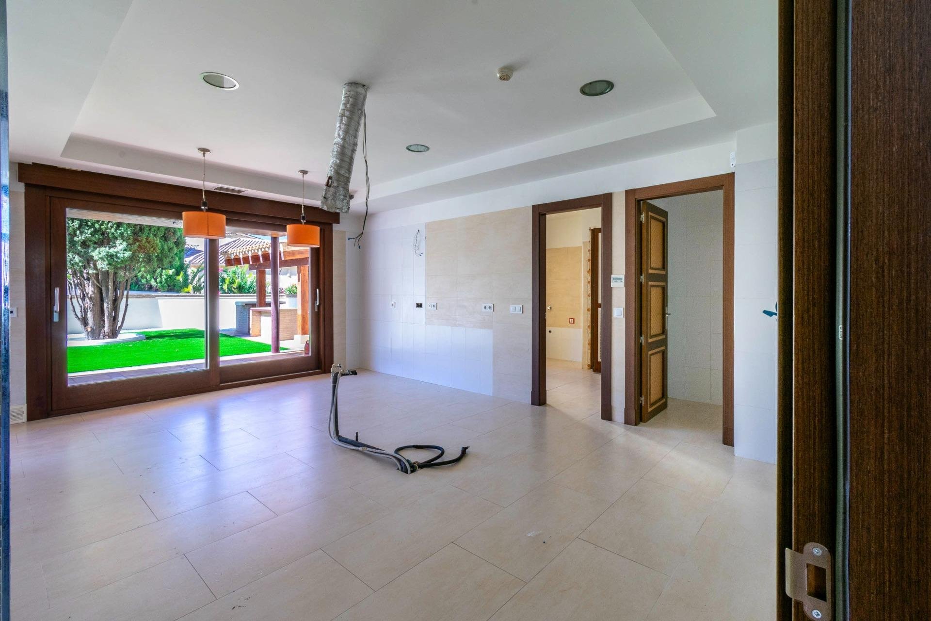 Segunda mano - Villa -
Alfas del Pí - Costa Blanca