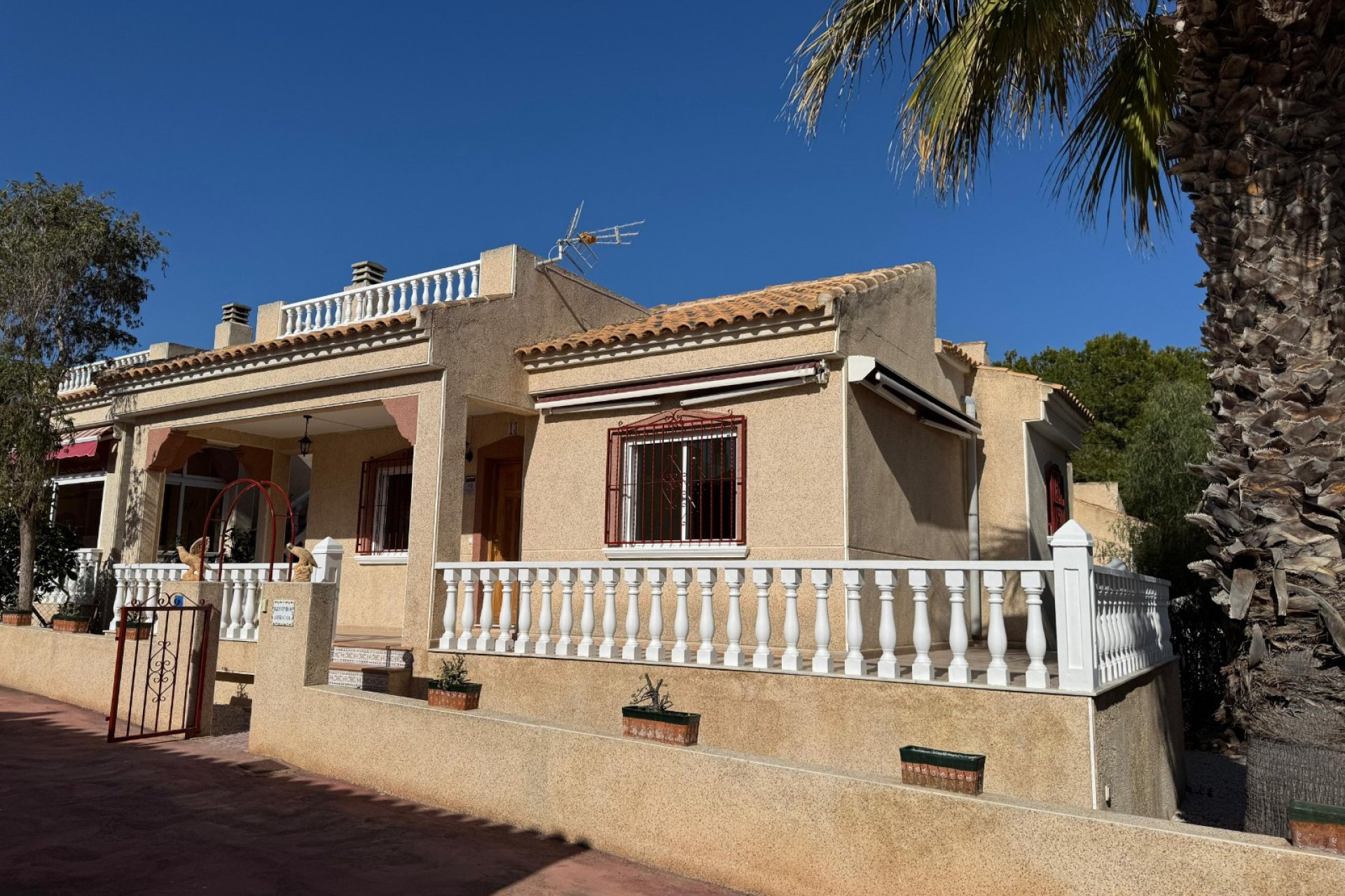 Segunda mano - Villa -
Algorfa - Inland