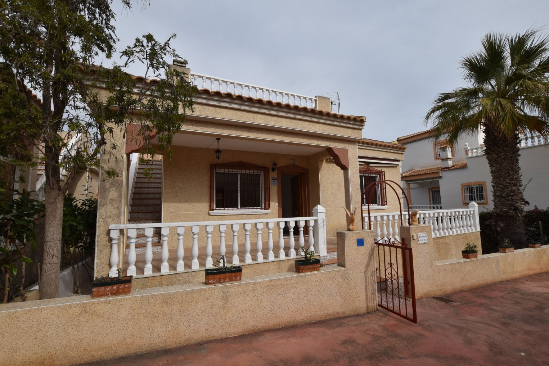 Segunda mano - Villa -
Algorfa - Inland