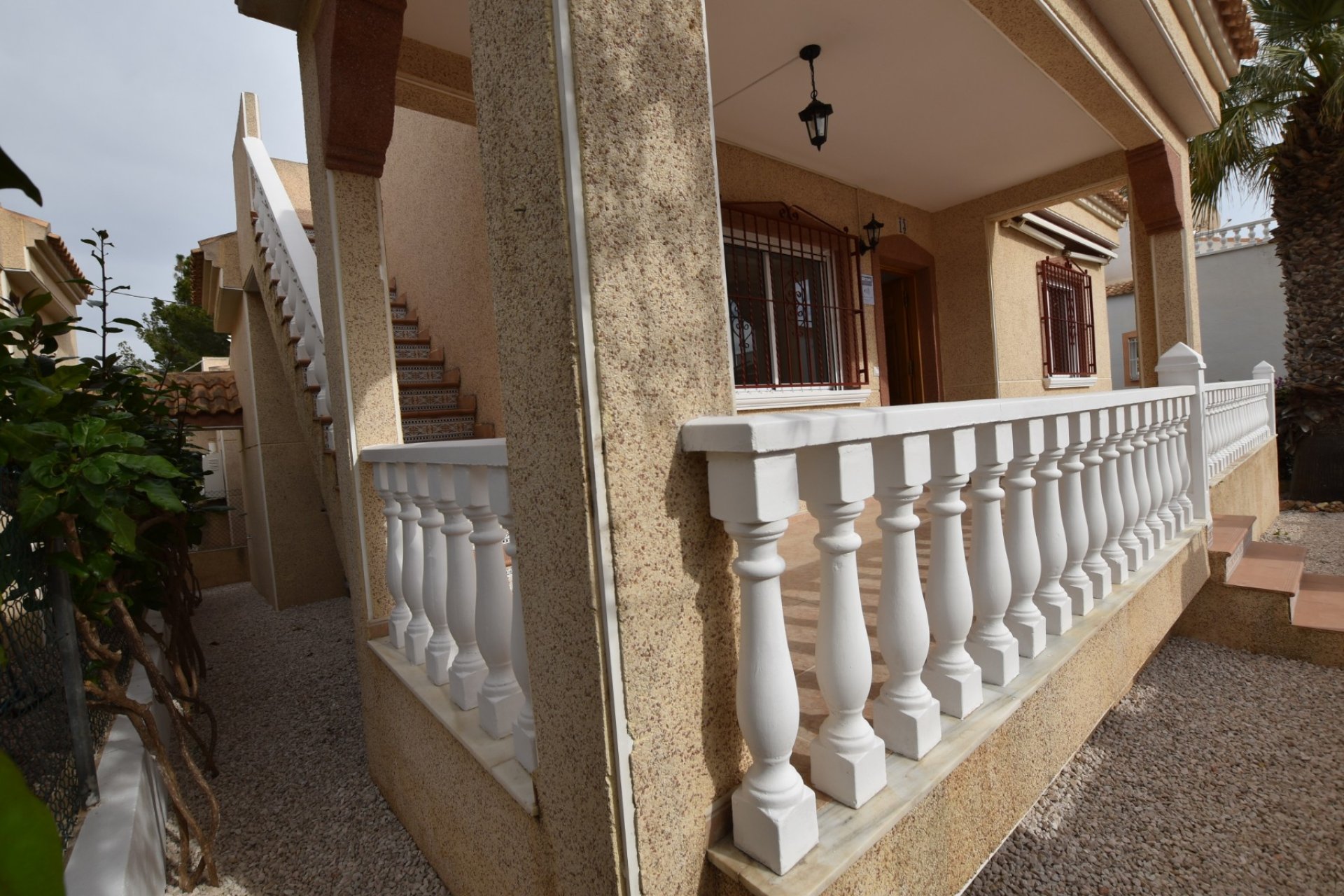 Segunda mano - Villa -
Algorfa - Inland