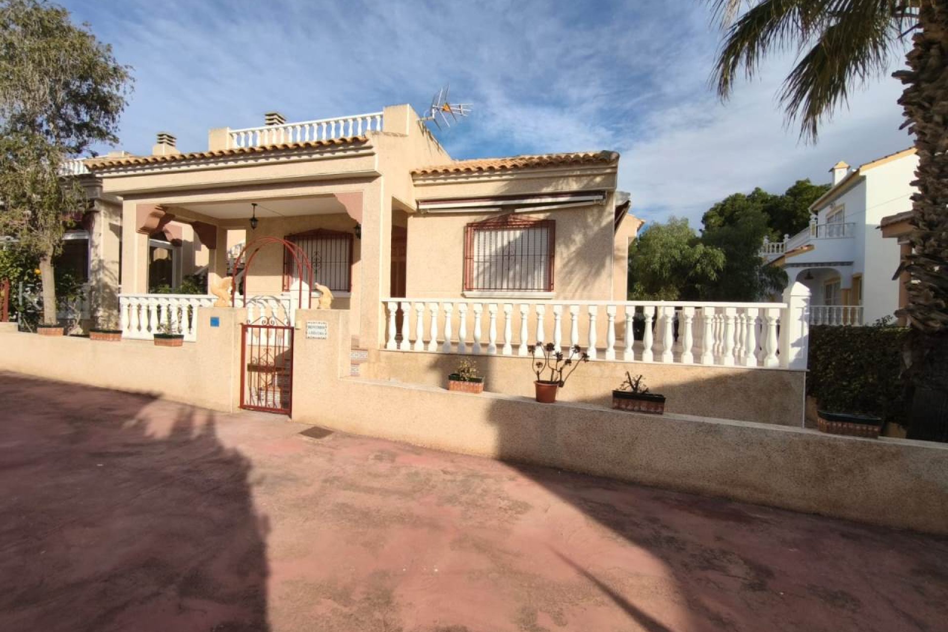 Segunda mano - Villa -
Algorfa - Inland