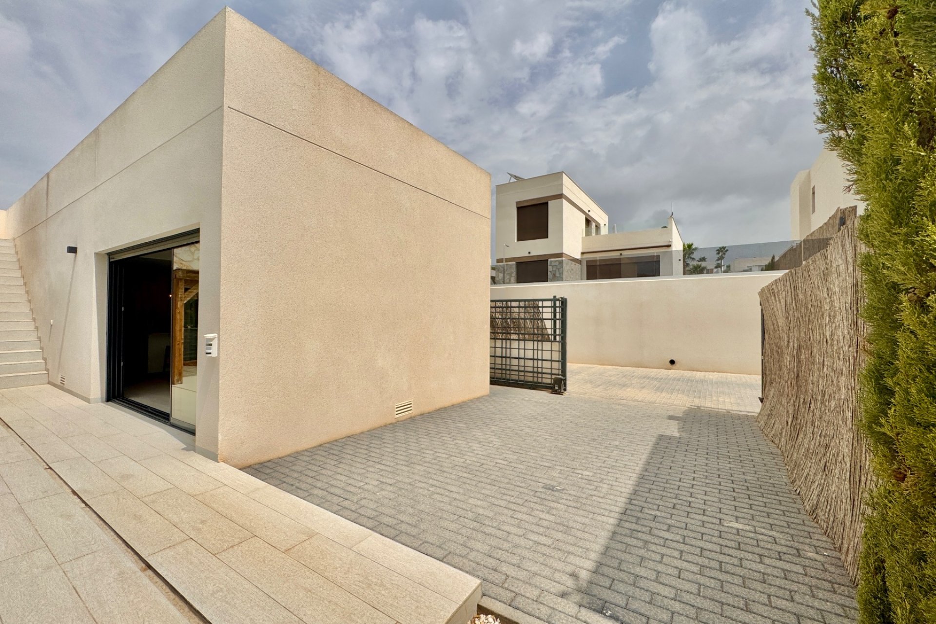Segunda mano - Villa -
Algorfa - Inland