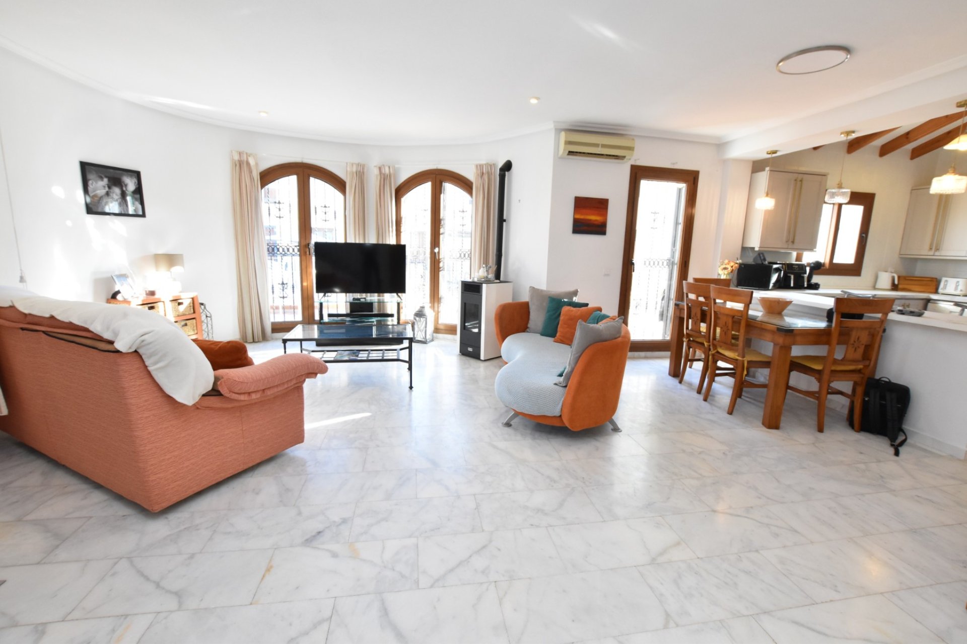 Segunda mano - Villa -
Algorfa - Inland