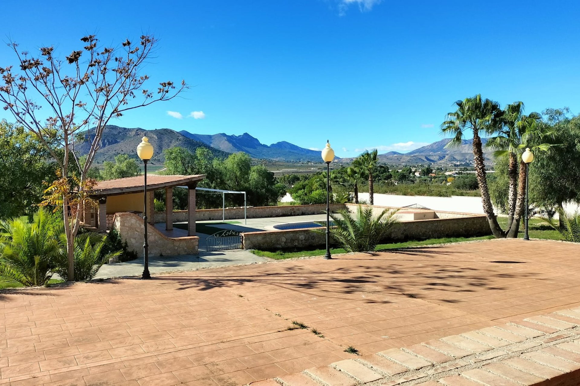 Segunda mano - Villa -
Aspe - Inland