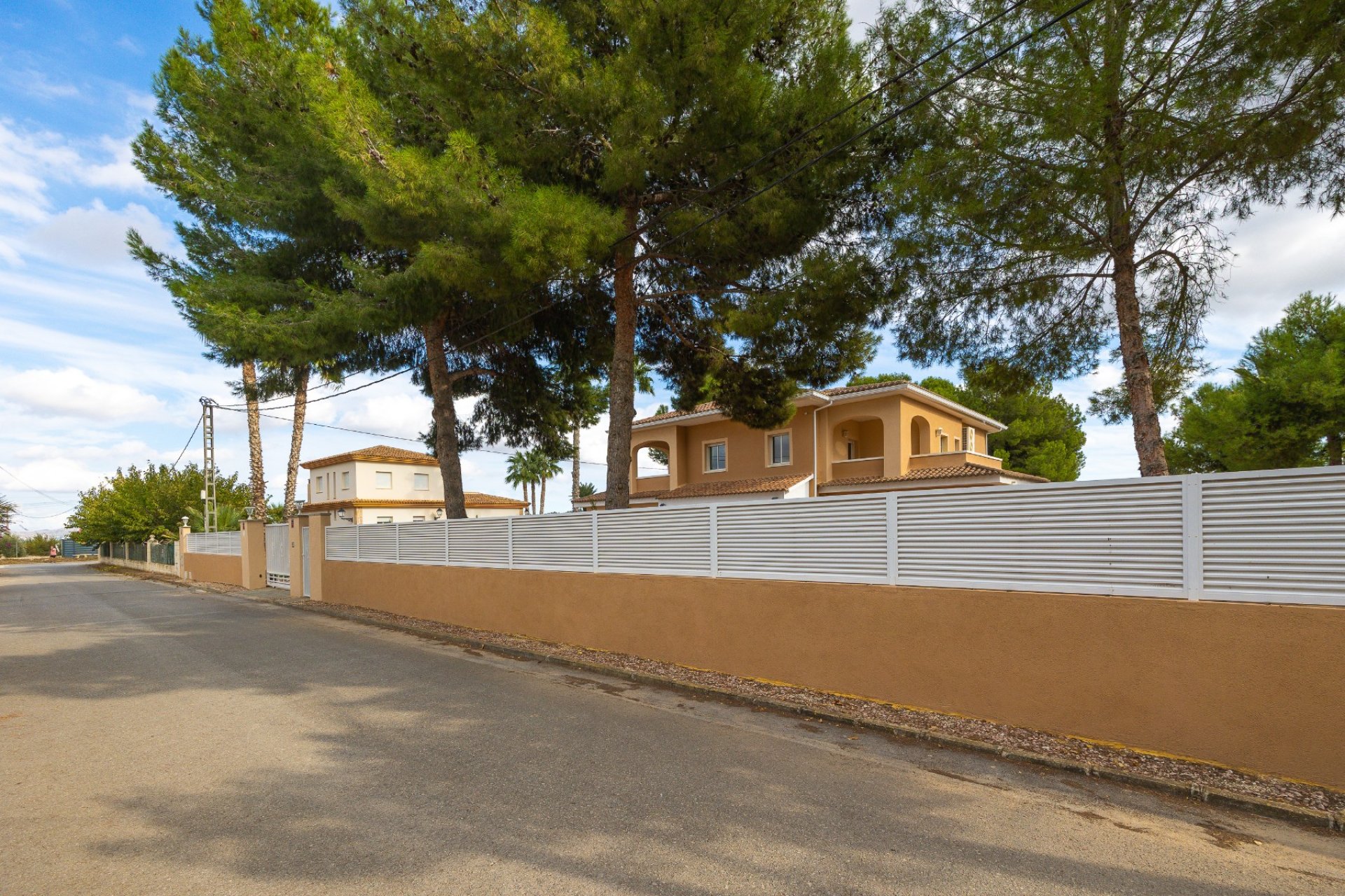 Segunda mano - Villa -
Aspe - Inland