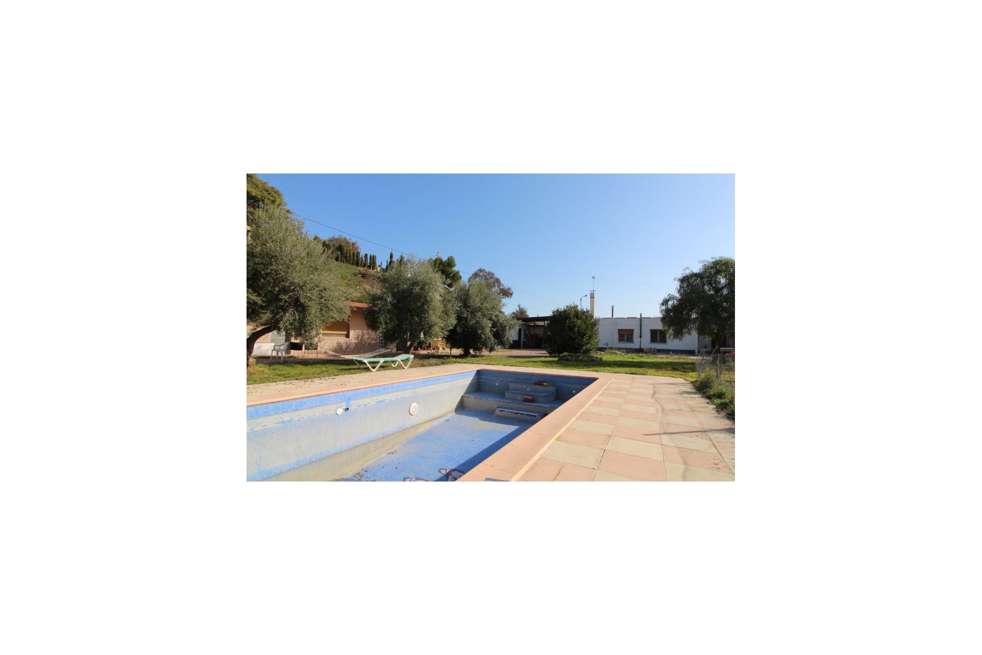 Segunda mano - Villa -
Aspe - Inland
