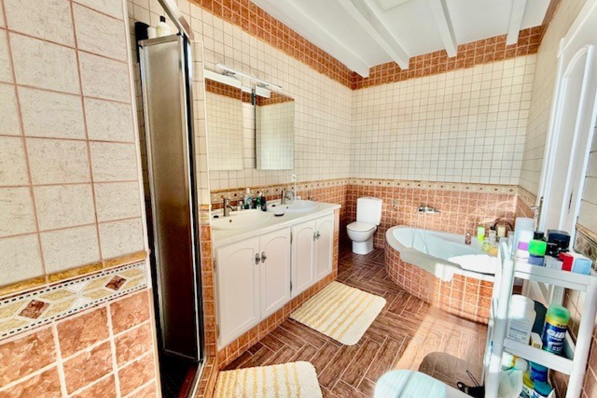 Segunda mano - Villa -
Avileses - Inland