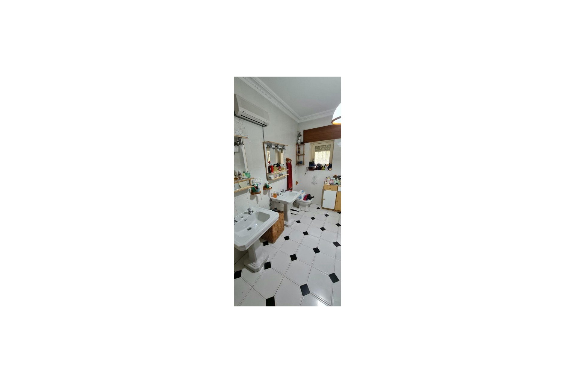 Segunda mano - Villa -
Benidorm - Costa Blanca