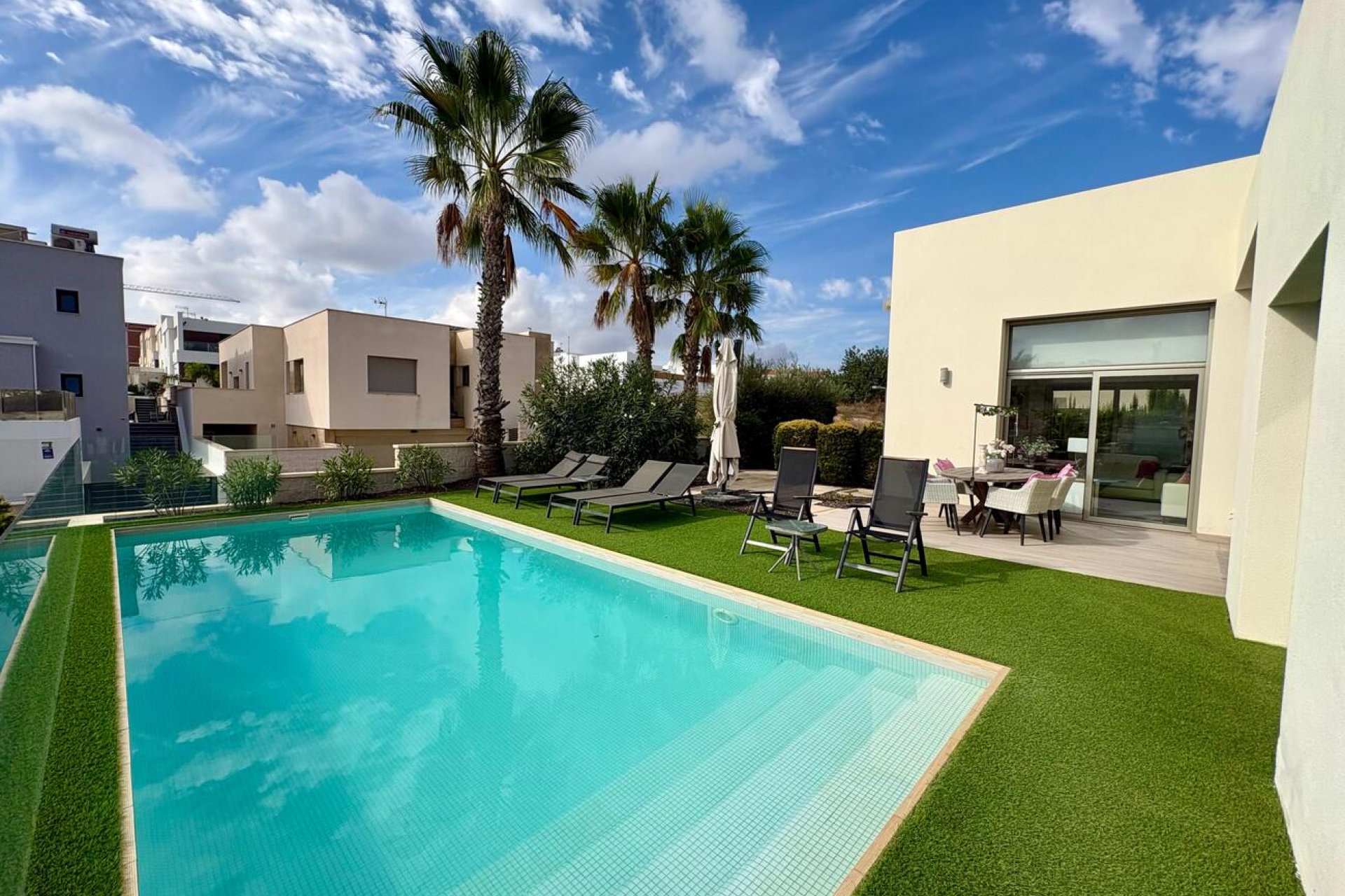 Segunda mano - Villa -
Benijofar - Costa Blanca