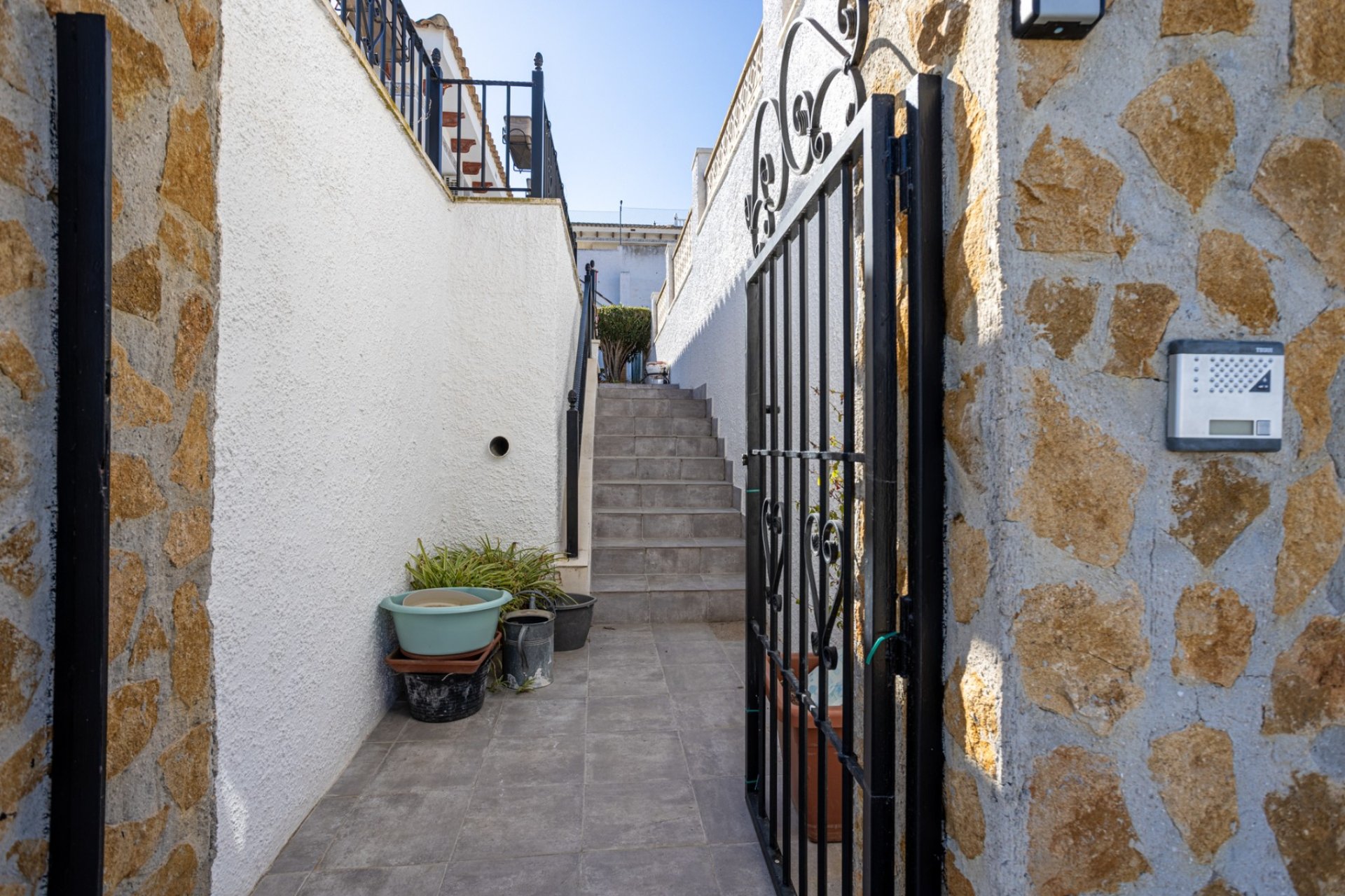 Segunda mano - Villa -
Bigastro - Inland