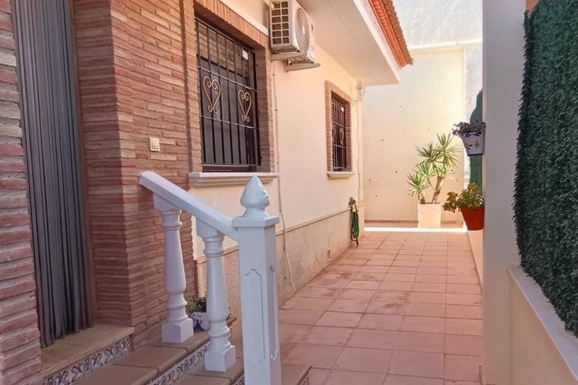Segunda mano - Villa -
Bigastro - Inland