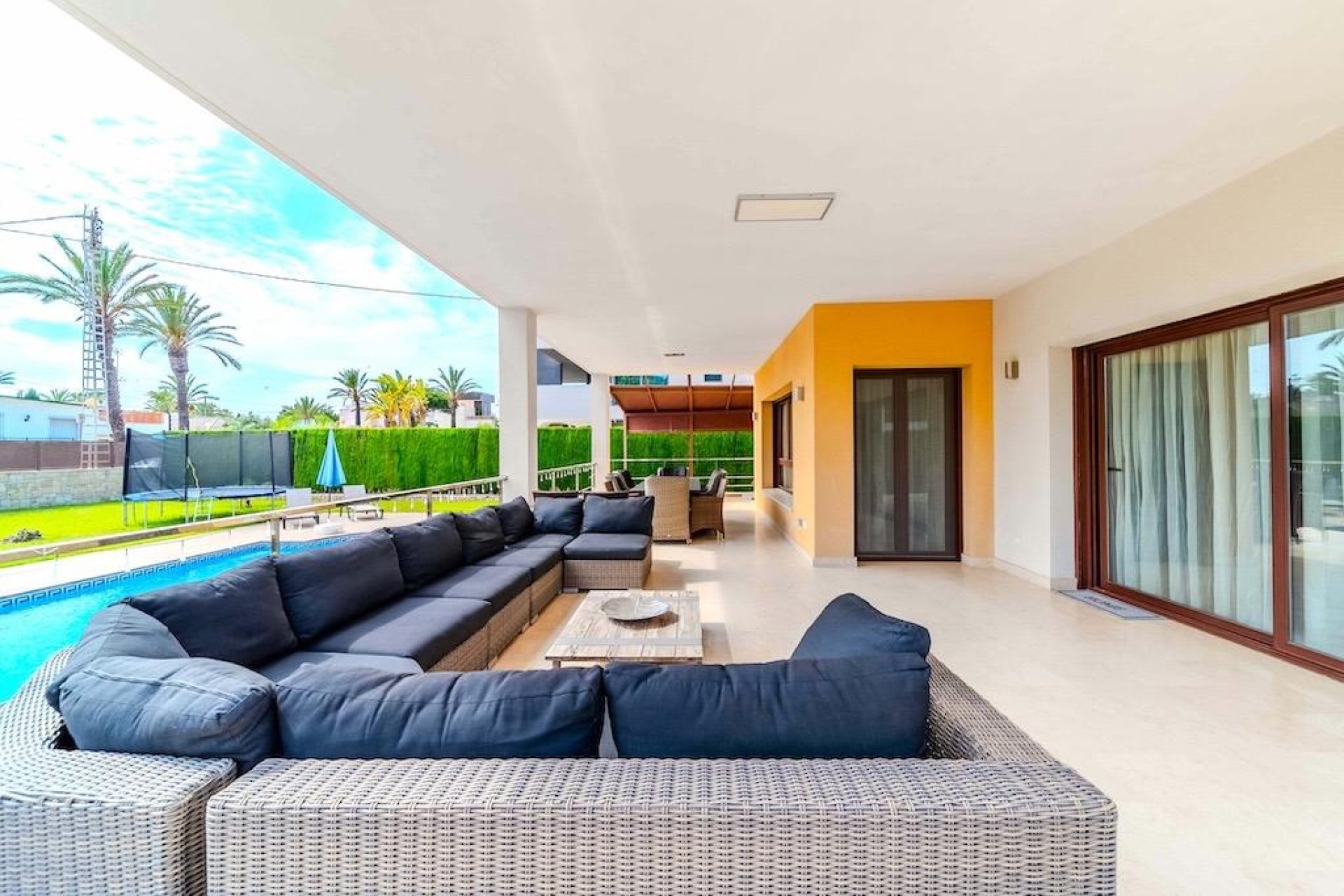 Segunda mano - Villa -
Cabo Roig - Costa Blanca