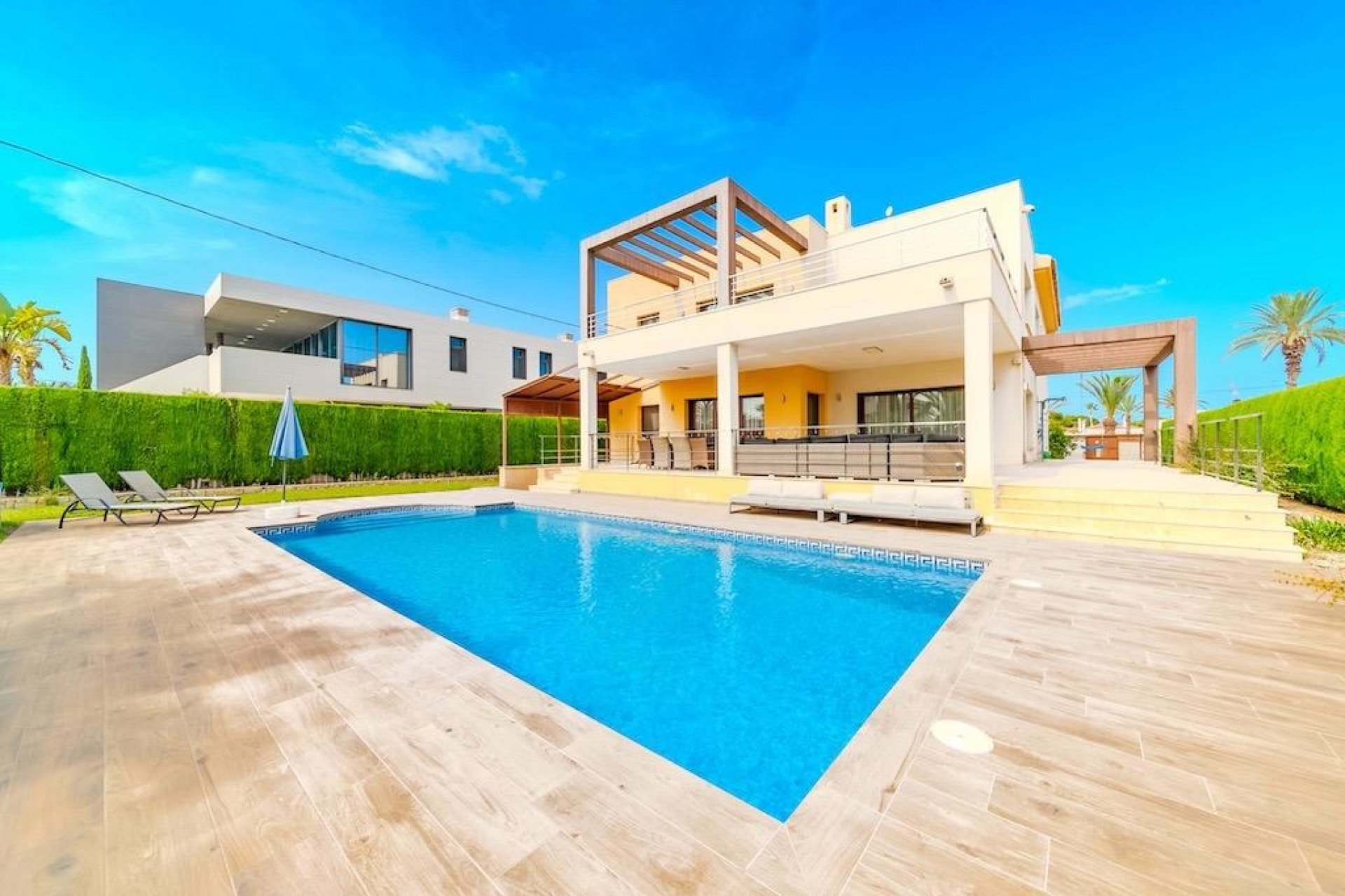 Segunda mano - Villa -
Cabo Roig - Costa Blanca