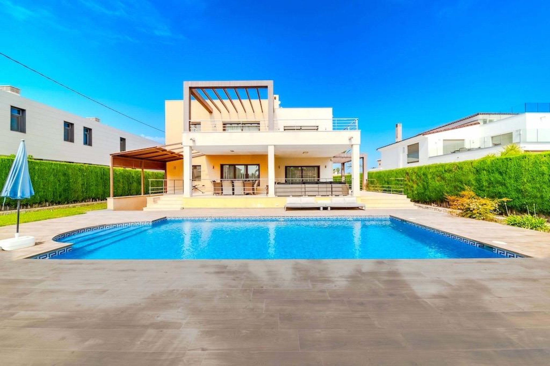 Segunda mano - Villa -
Cabo Roig - Costa Blanca