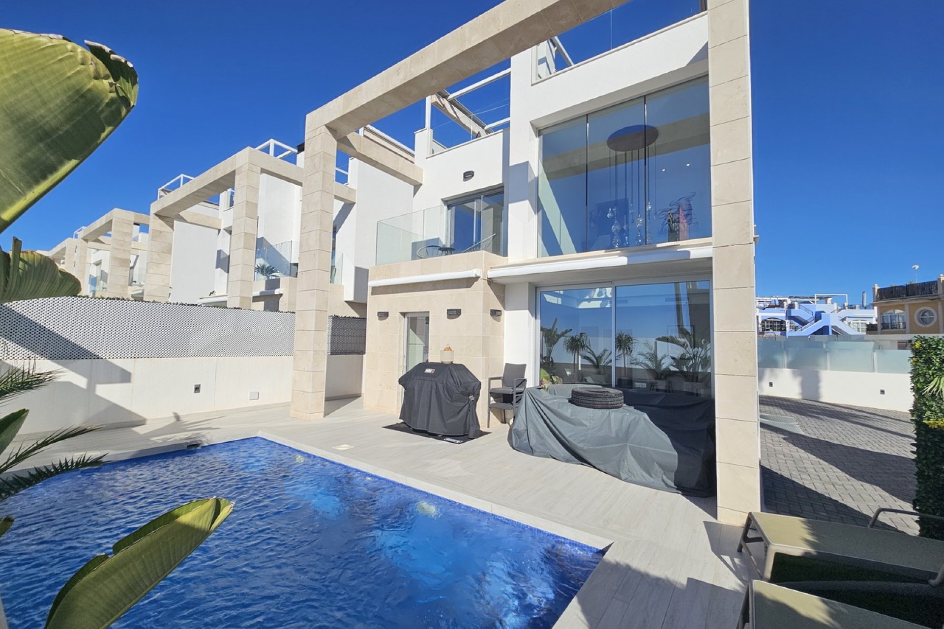 Segunda mano - Villa -
Cabo Roig - Costa Blanca