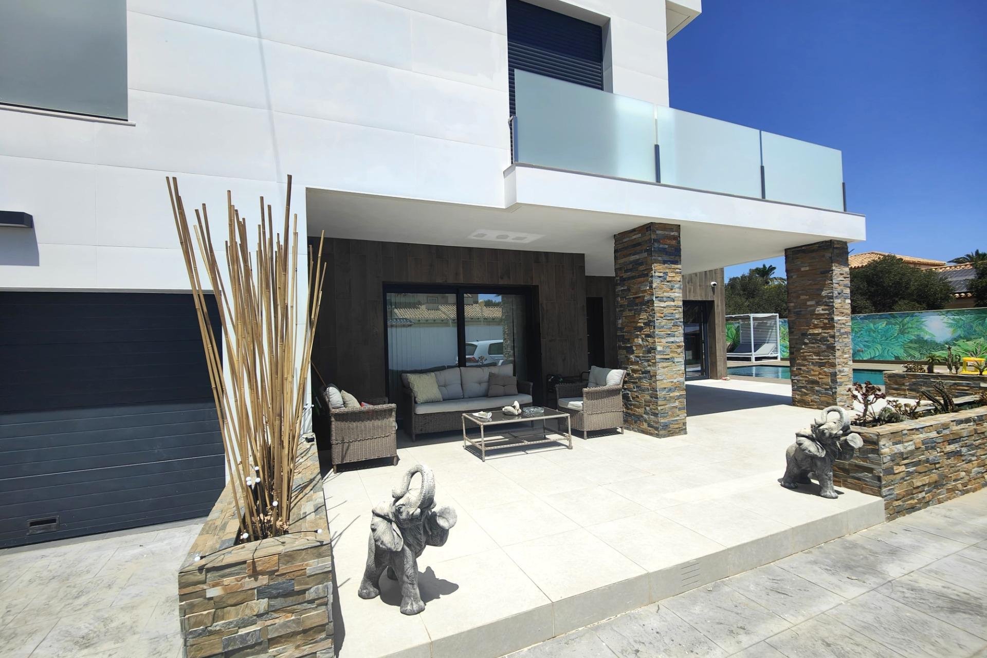 Segunda mano - Villa -
Cabo Roig - Costa Blanca