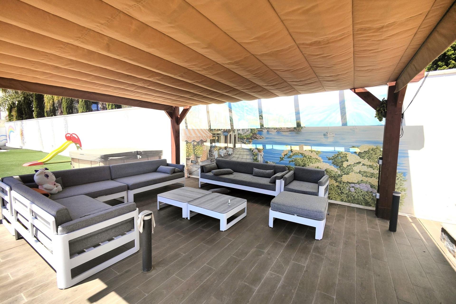 Segunda mano - Villa -
Cabo Roig - Costa Blanca