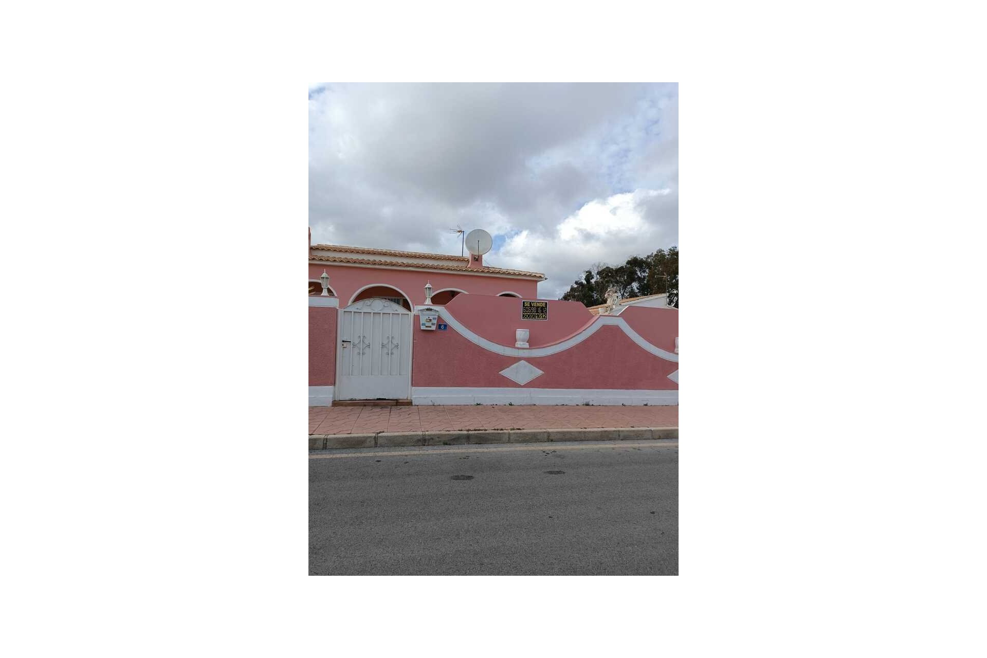 Segunda mano - Villa -
Cabo Roig - Costa Blanca
