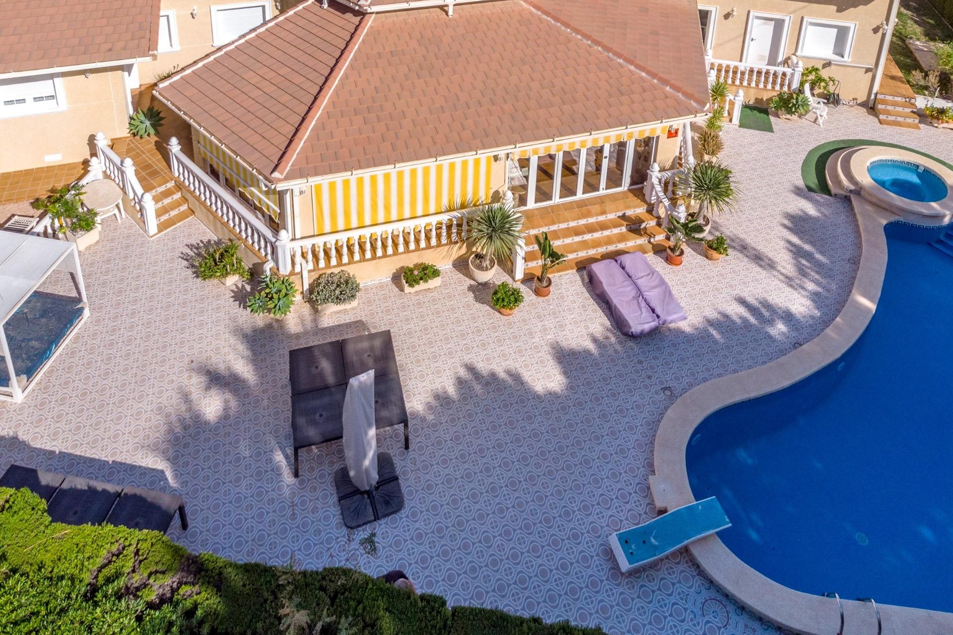 Segunda mano - Villa -
Cabo Roig - Muy Cerca De La Playa