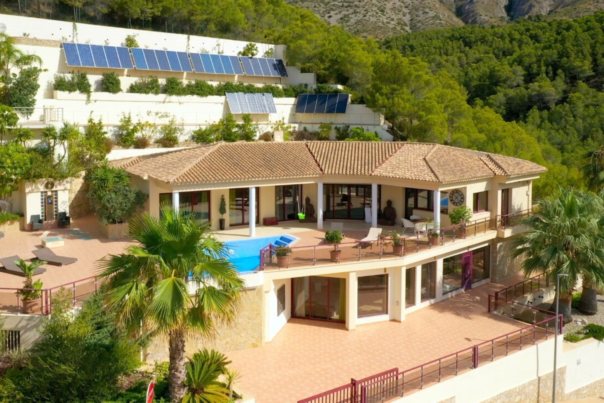 Segunda mano - Villa -
Callosa D'en Sarria - Costa Blanca