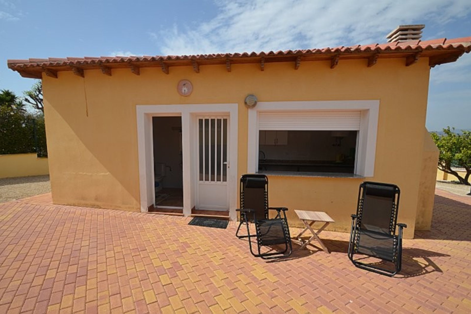 Segunda mano - Villa -
Campos del Río - Inland