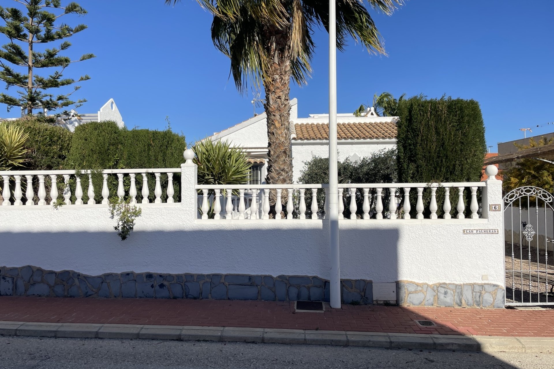 Segunda mano - Villa -
Camposol - Inland