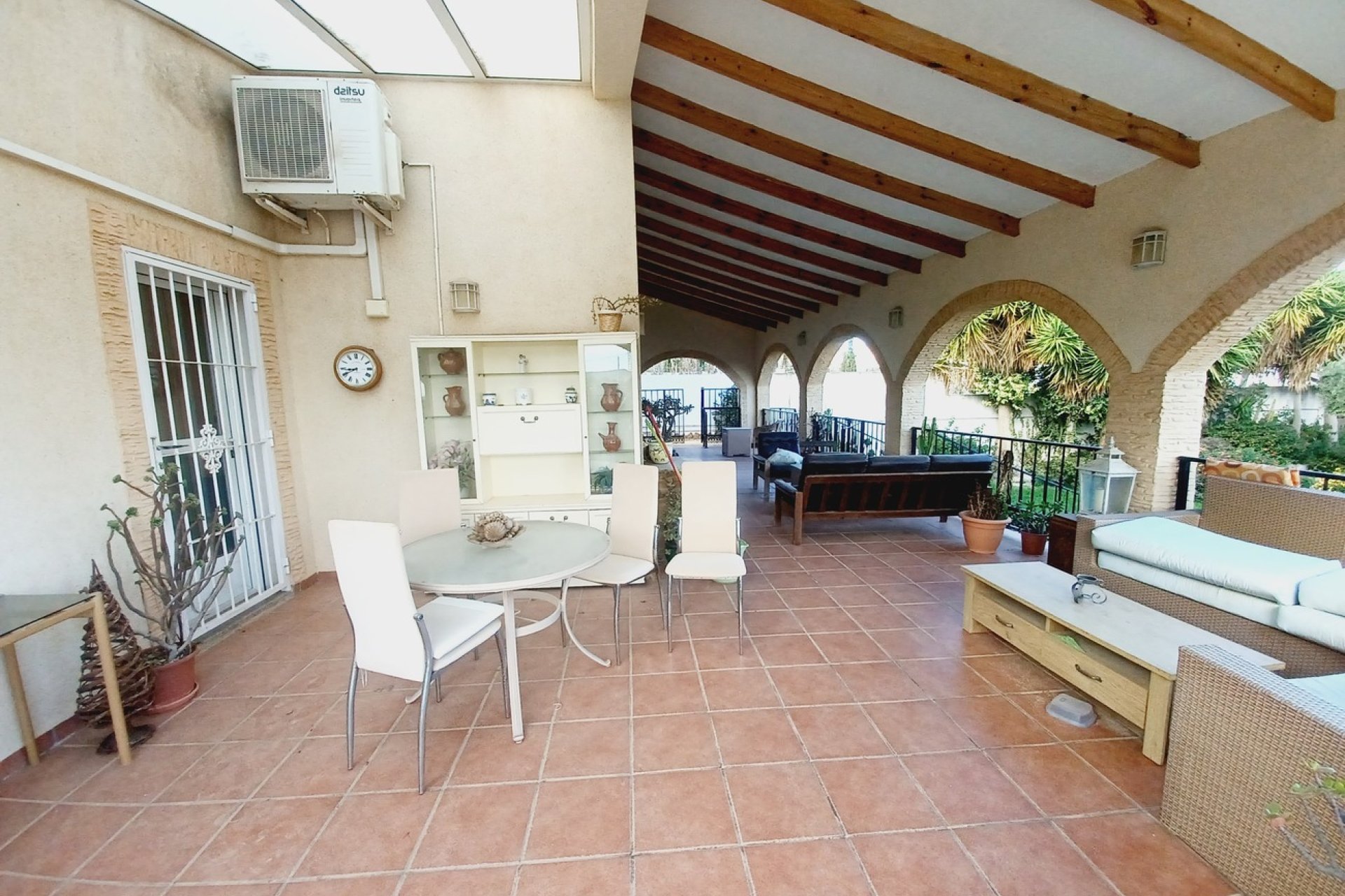 Segunda mano - Villa -
Canadas De San Pedro - Inland