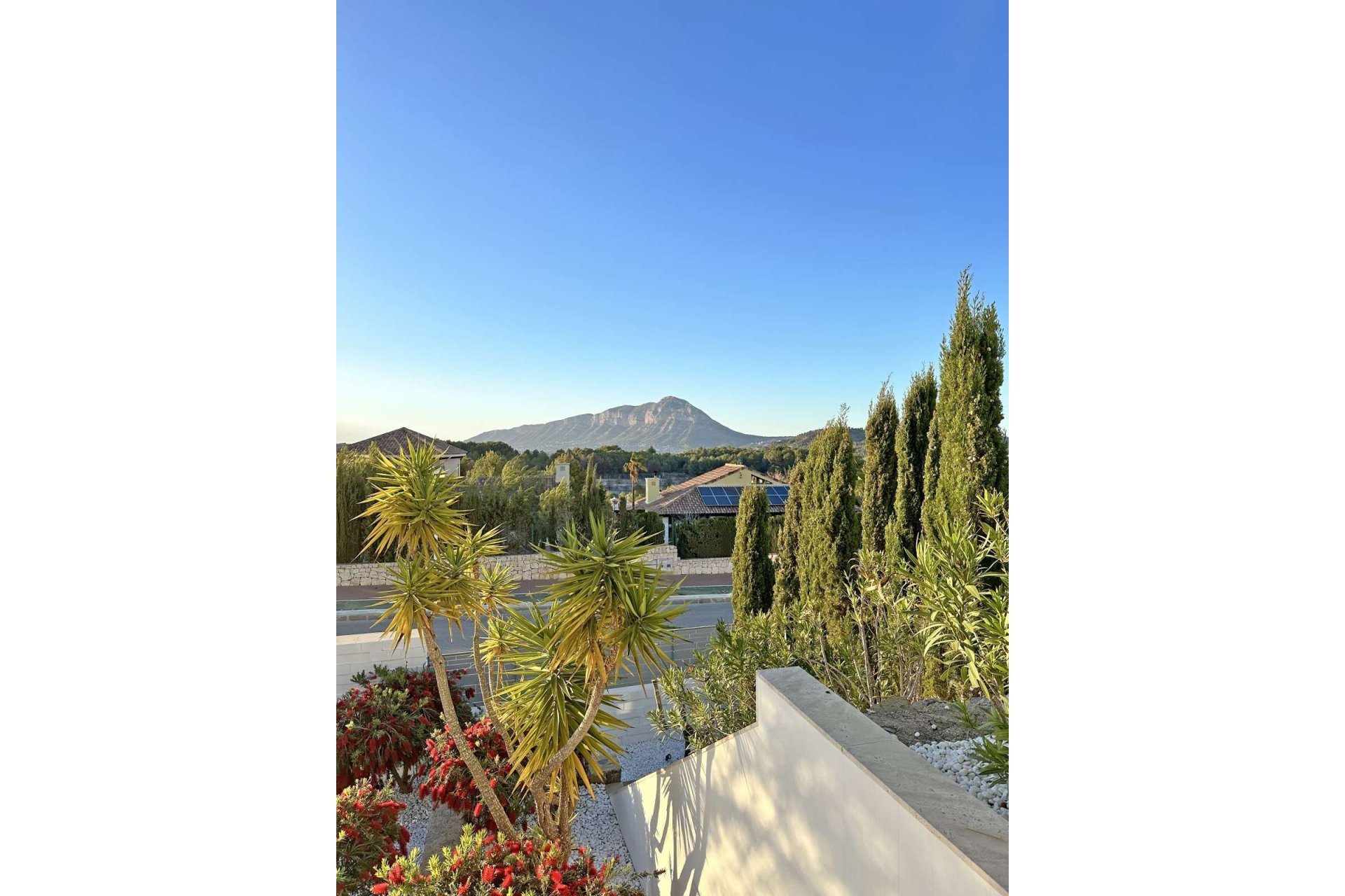 Segunda mano - Villa -
Cansalades - Costa Blanca