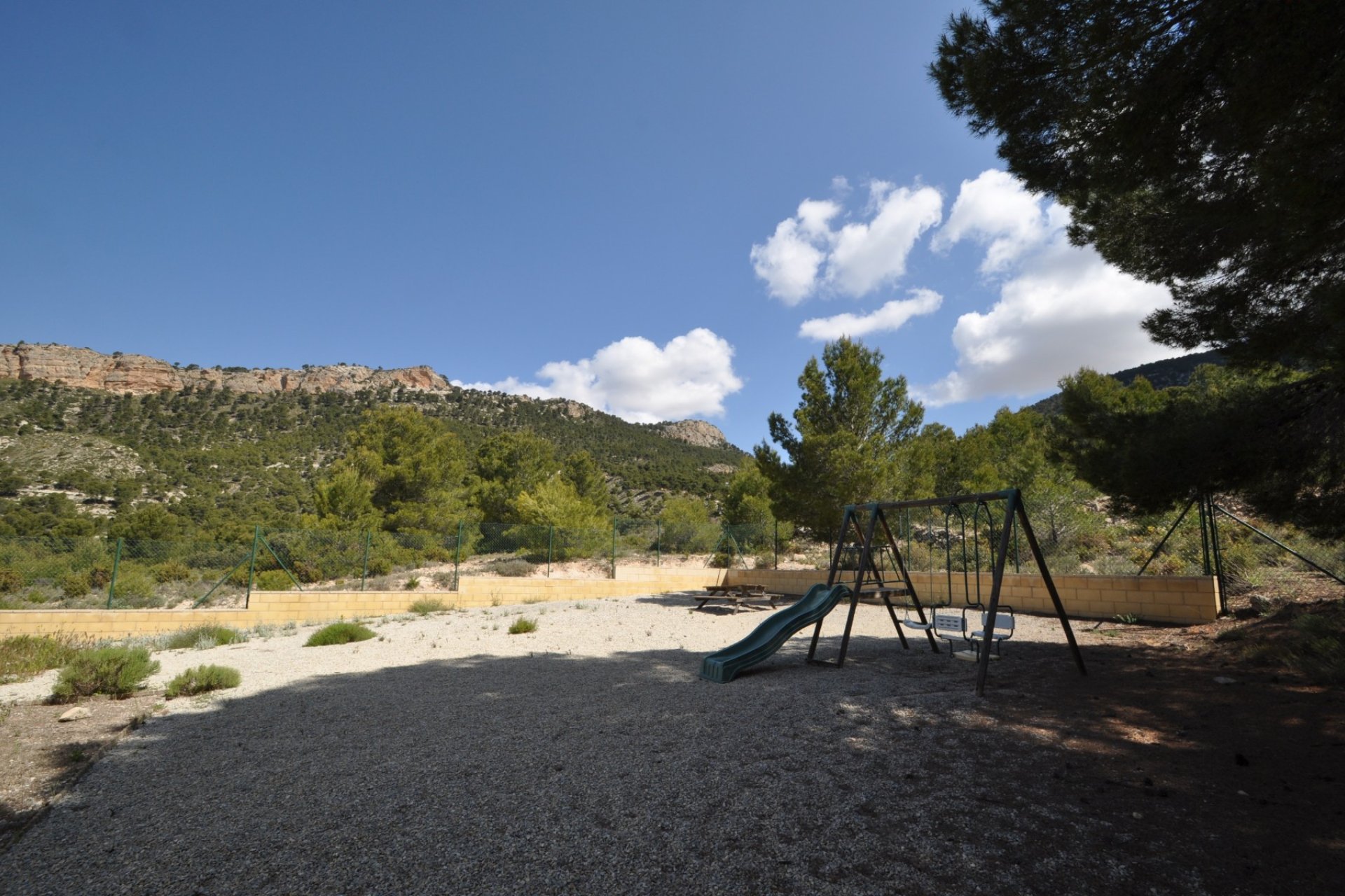 Segunda mano - Villa -
Castalla - Inland