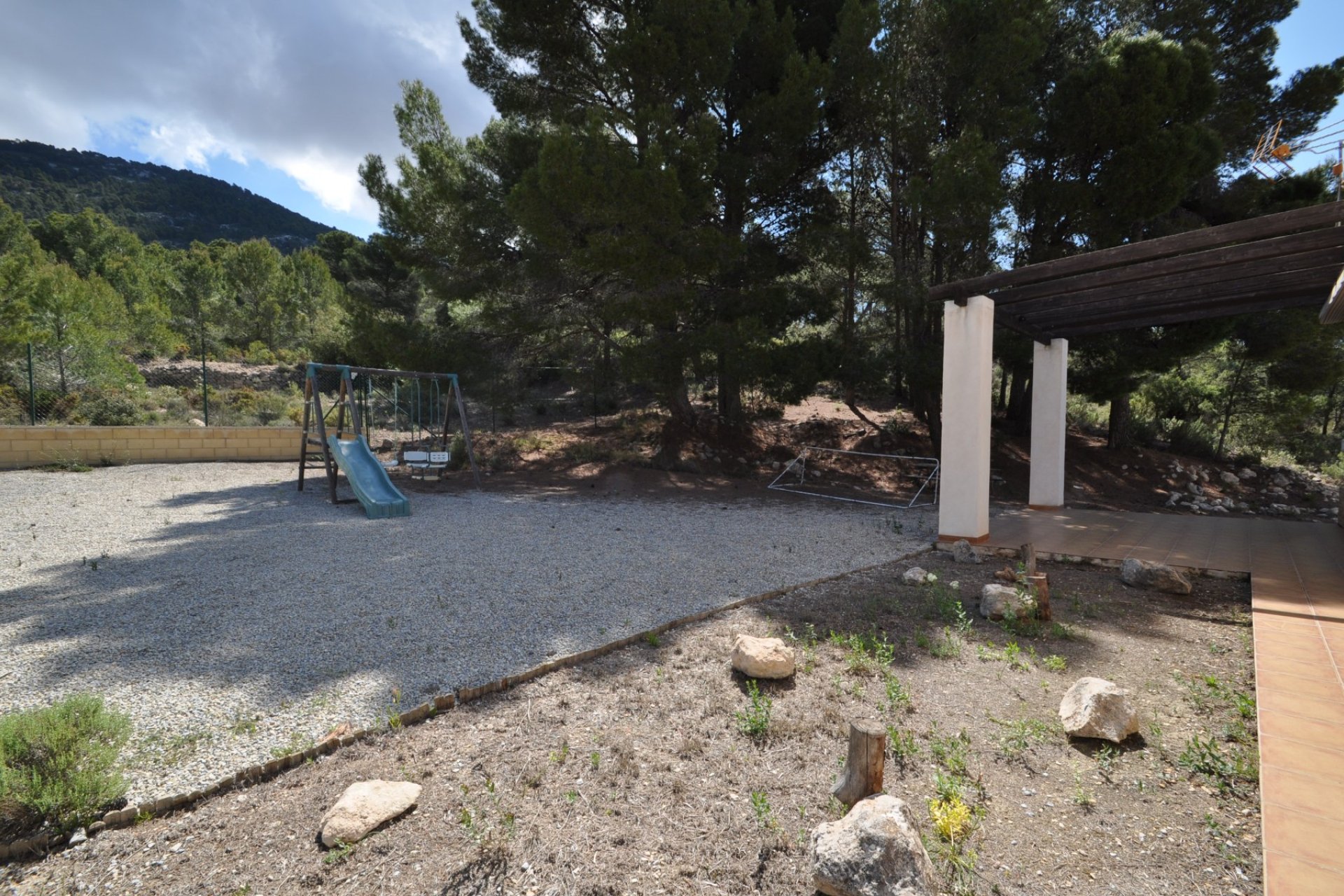 Segunda mano - Villa -
Castalla - Inland