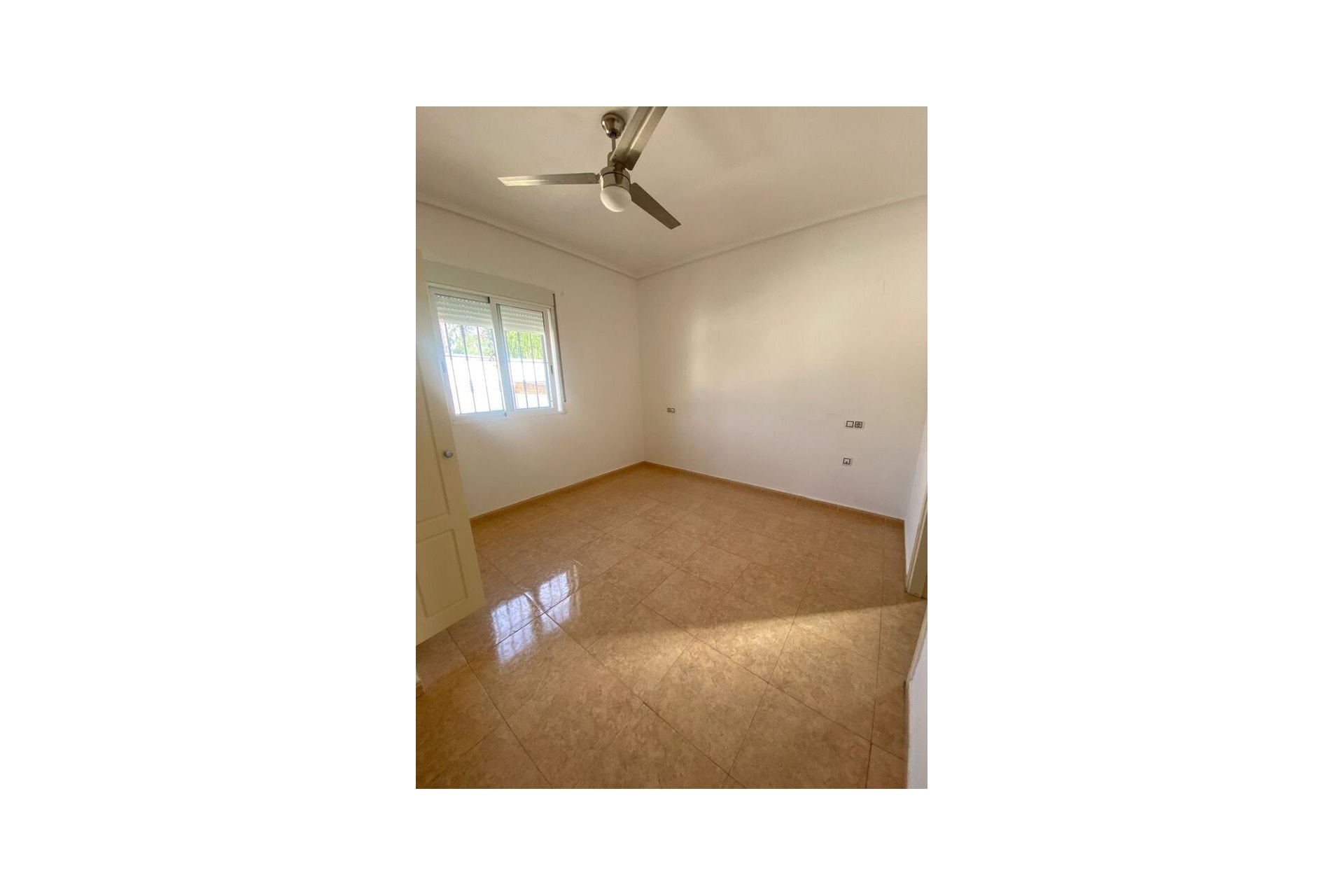 Segunda mano - Villa -
Catral - Costa Blanca