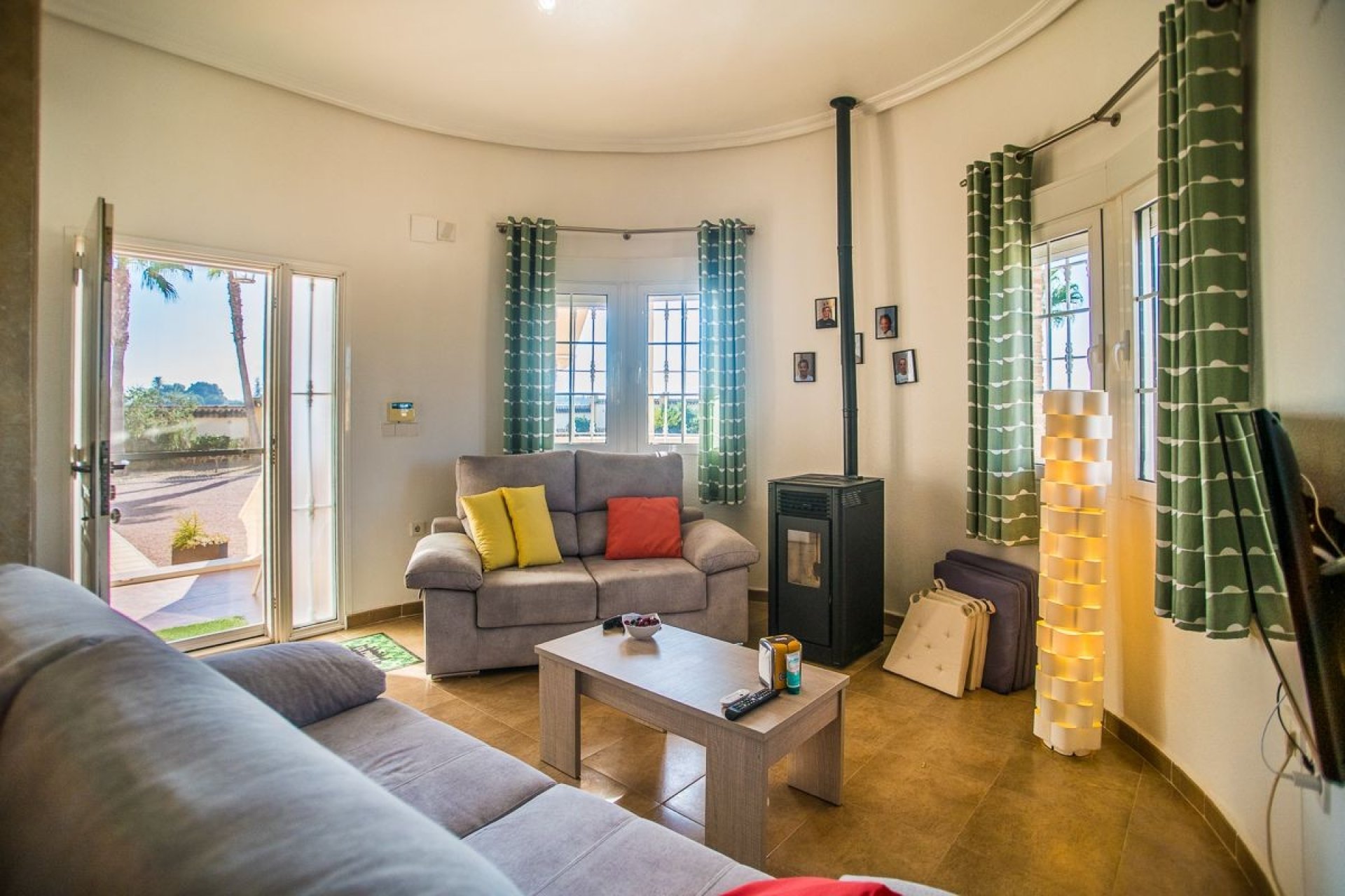 Segunda mano - Villa -
Catral - Costa Blanca