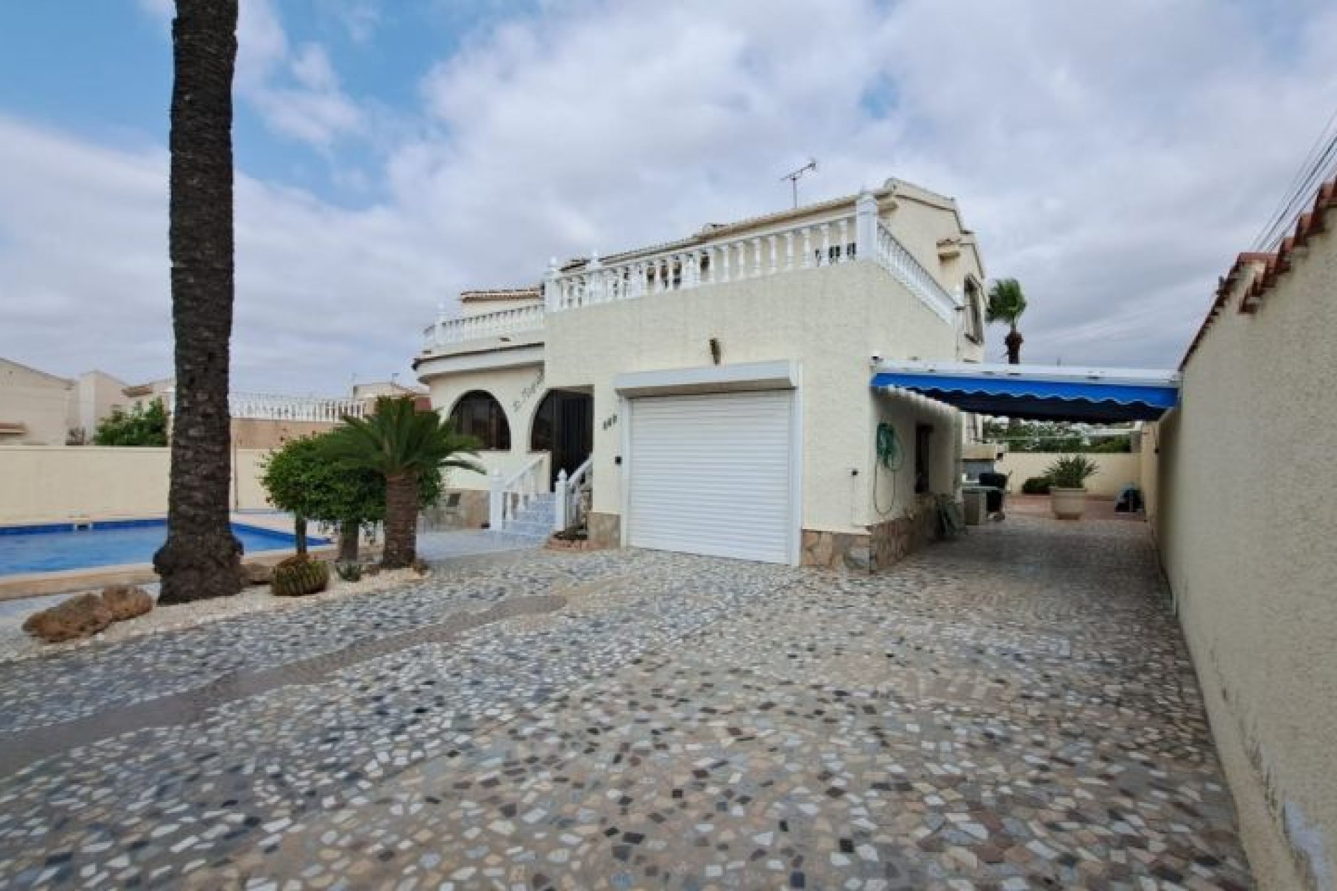 Segunda mano - Villa -
Ciudad Quesada - Costa Blanca