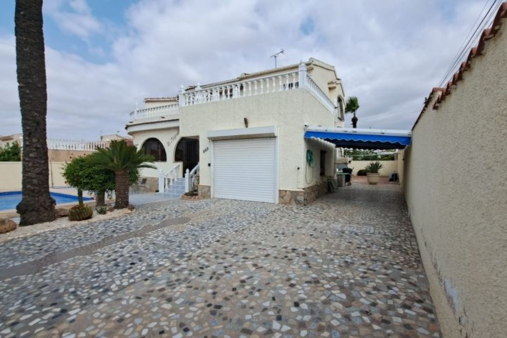 Segunda mano - Villa -
Ciudad Quesada - Costa Blanca