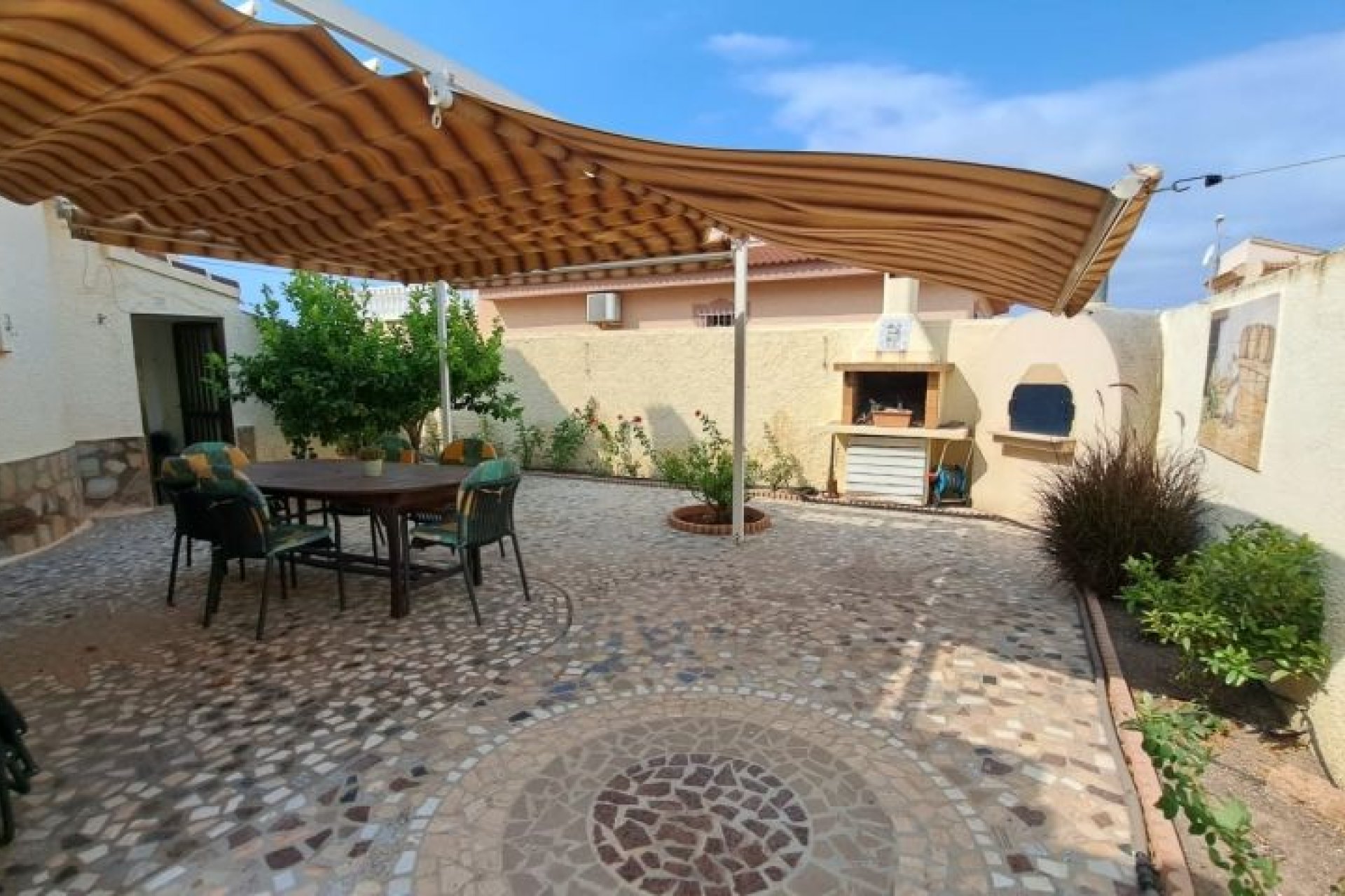 Segunda mano - Villa -
Ciudad Quesada - Costa Blanca
