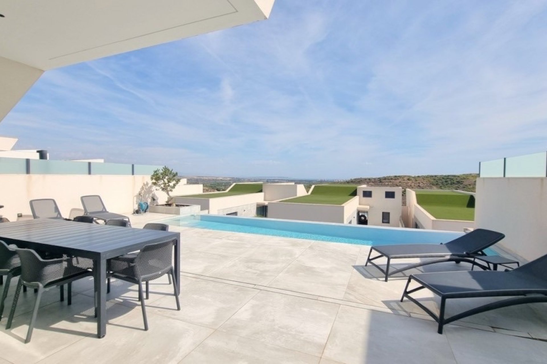 Segunda mano - Villa -
Ciudad Quesada - Costa Blanca